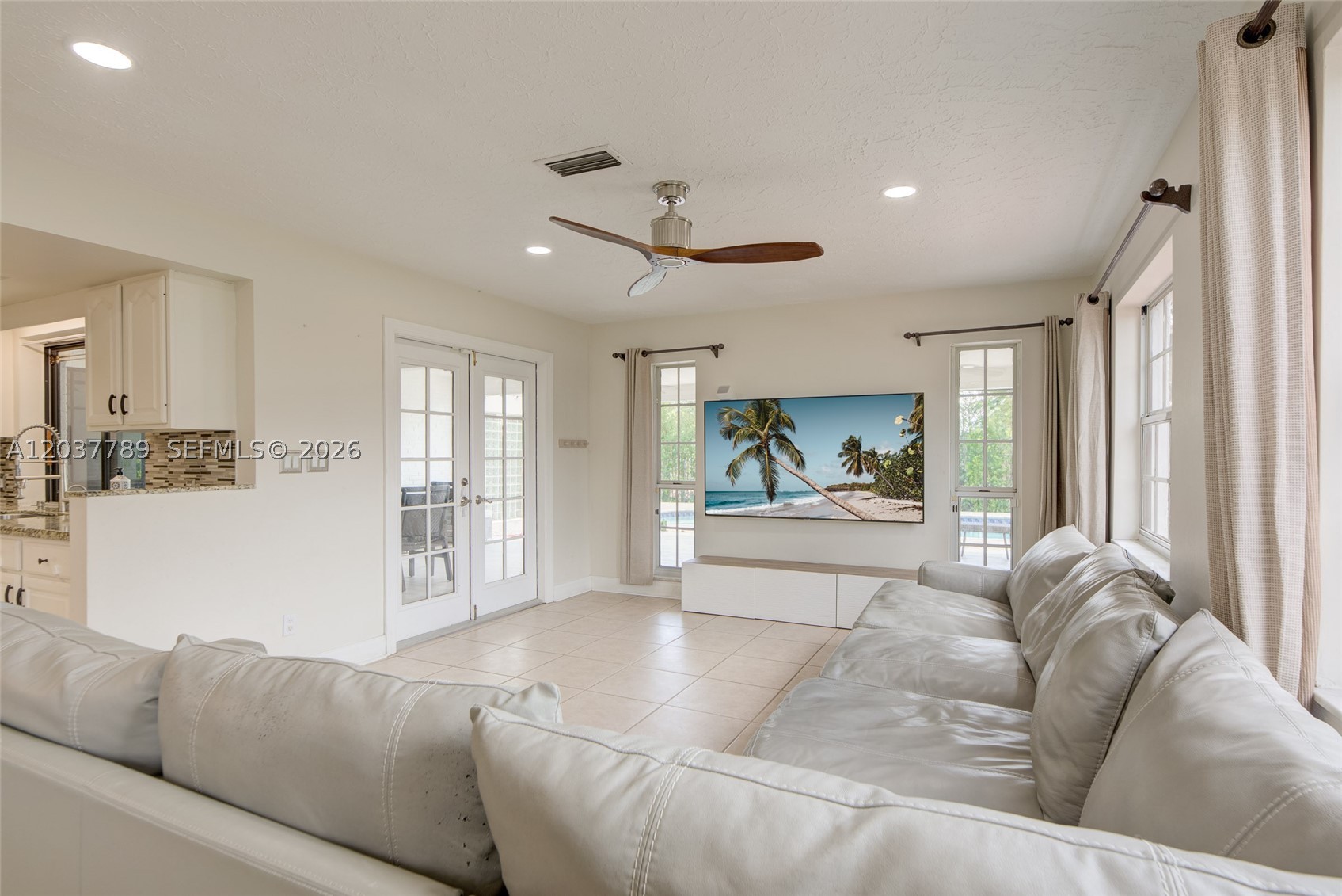 PLANTATION ACRES - Residential Lease