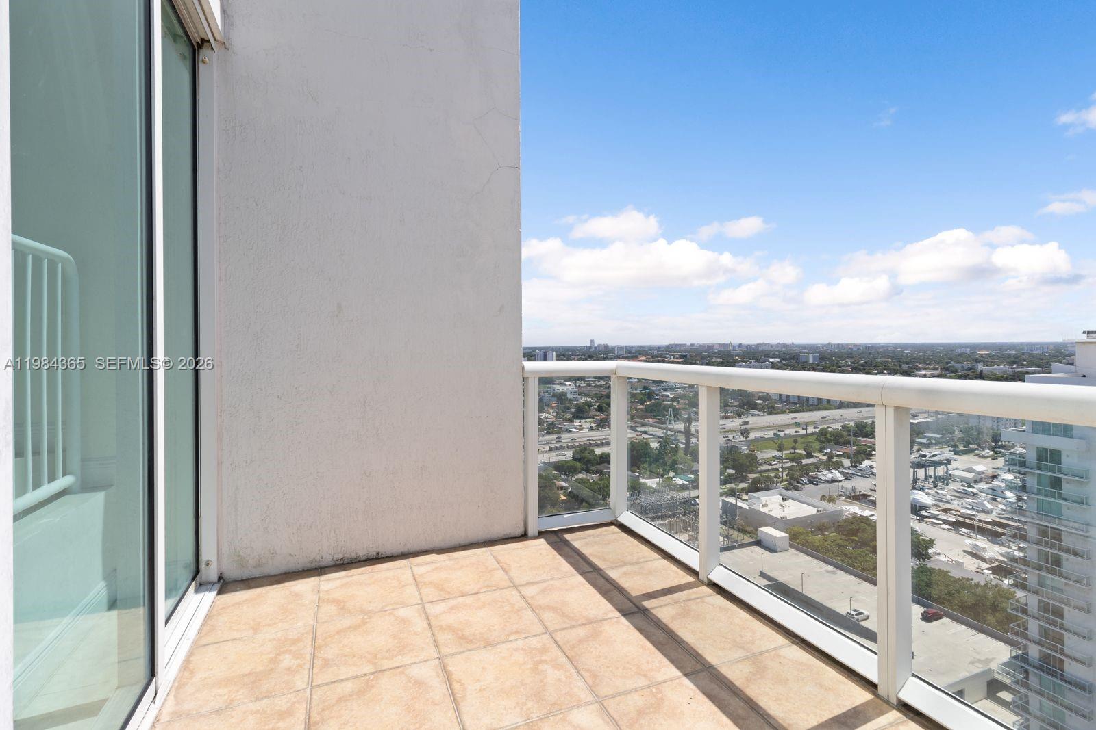 TERRAZAS RIVERPARK VILLAG - Residential