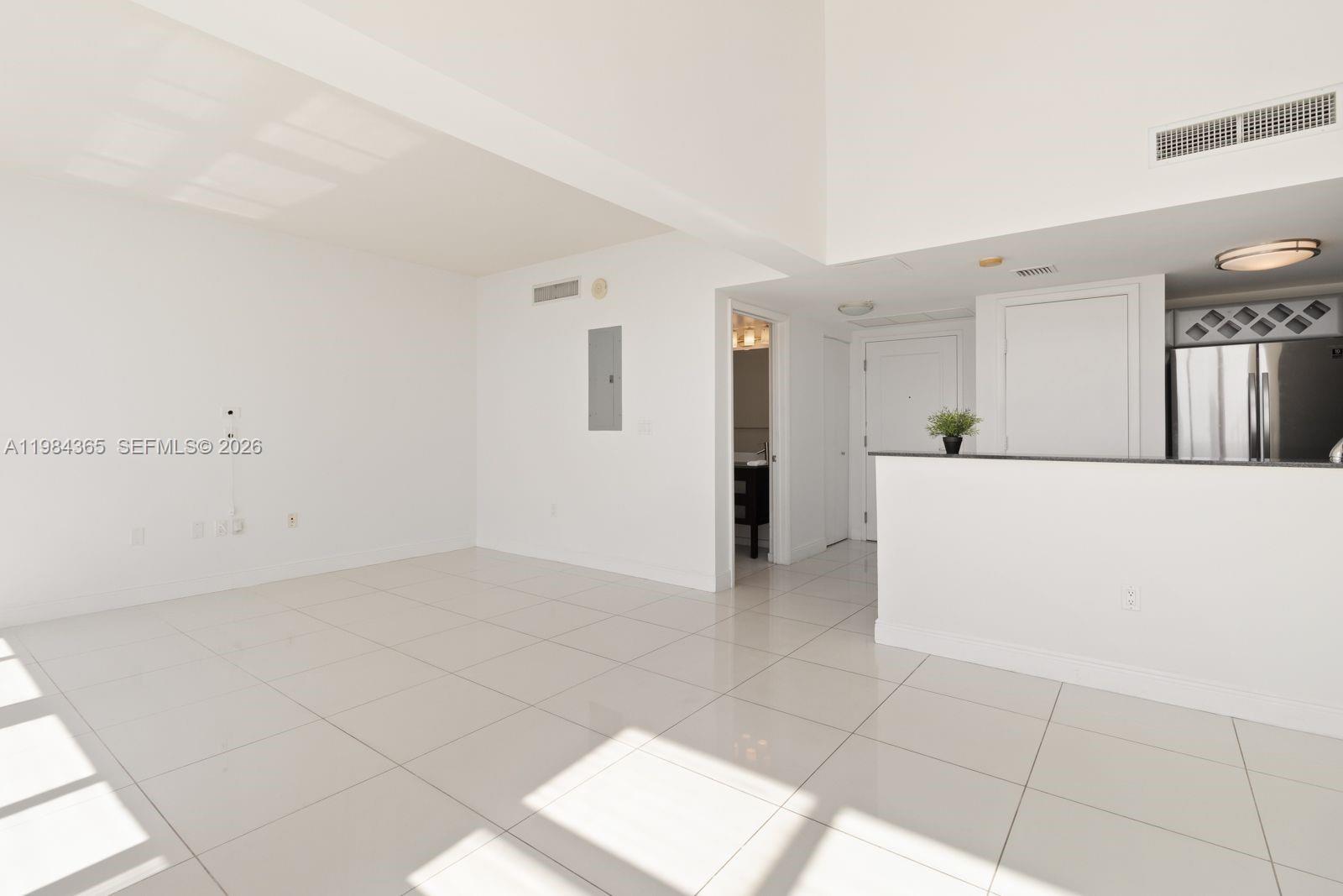 TERRAZAS RIVERPARK VILLAG - Residential
