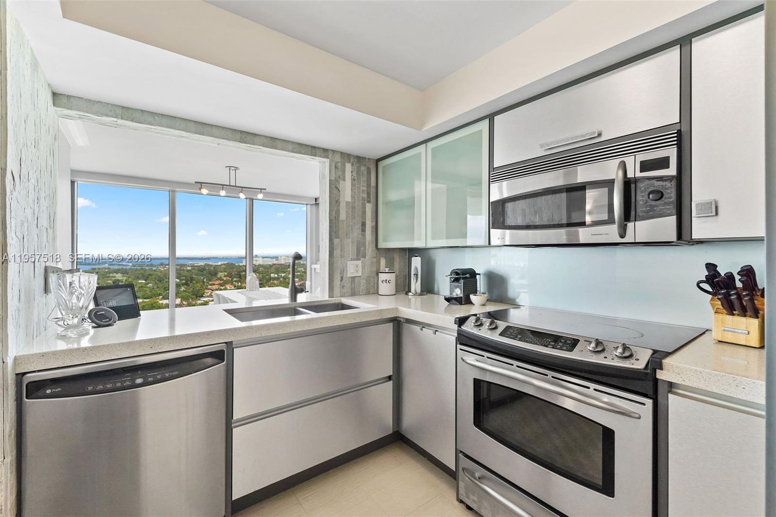 MIRASOL OCEAN TOWERS CONDO - Residential