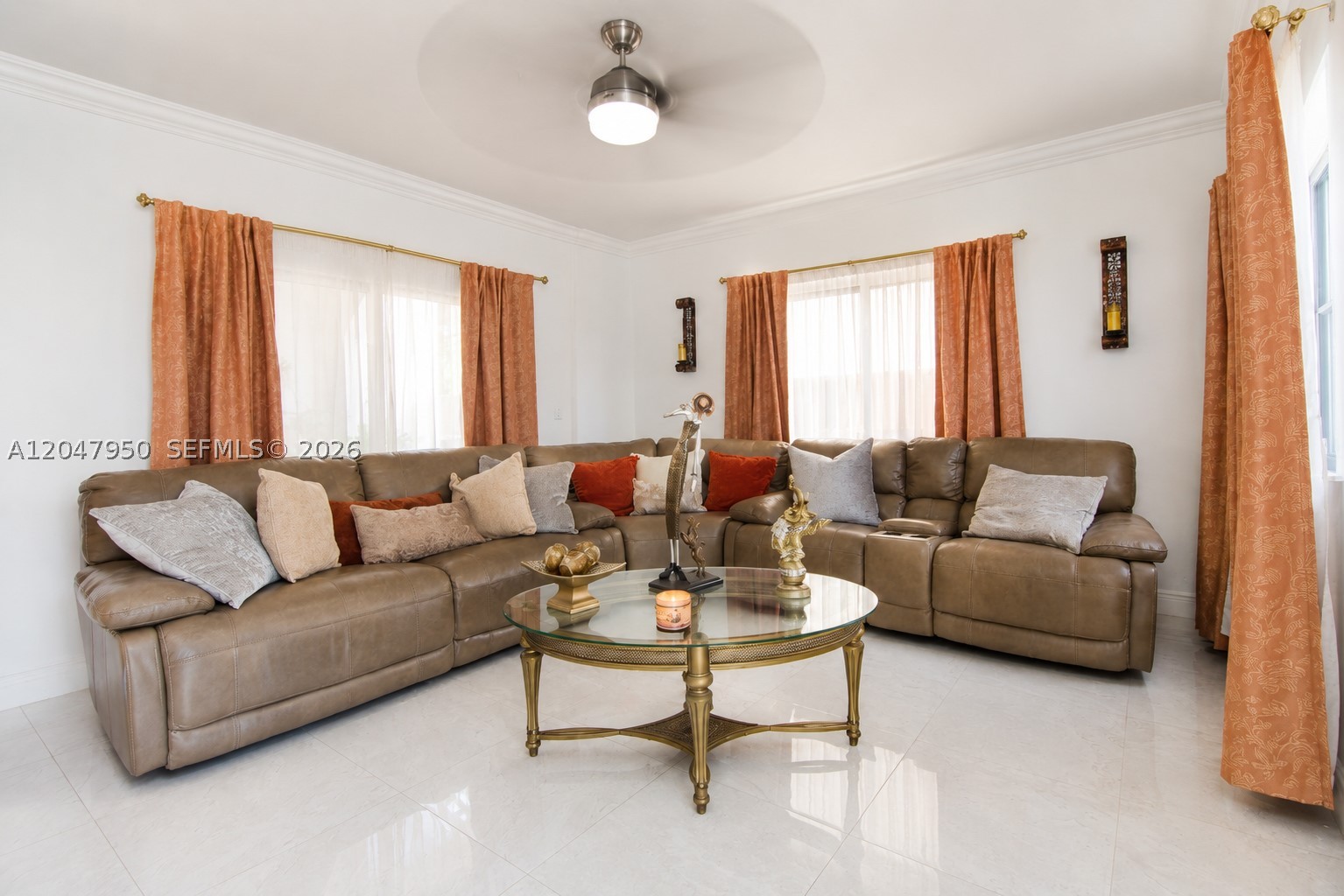 CRISTYS HOMES - Residential