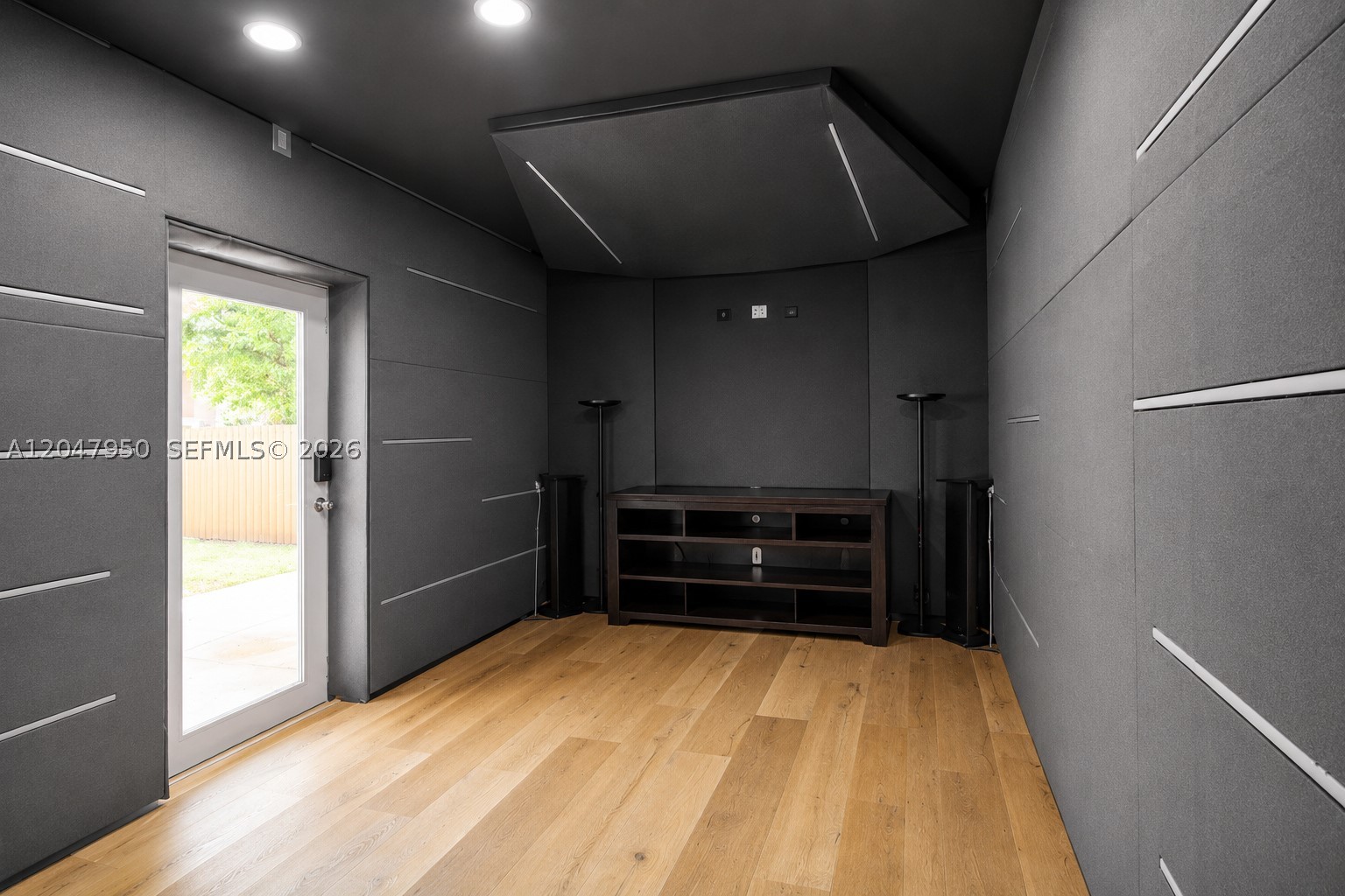 CRISTYS HOMES - Residential