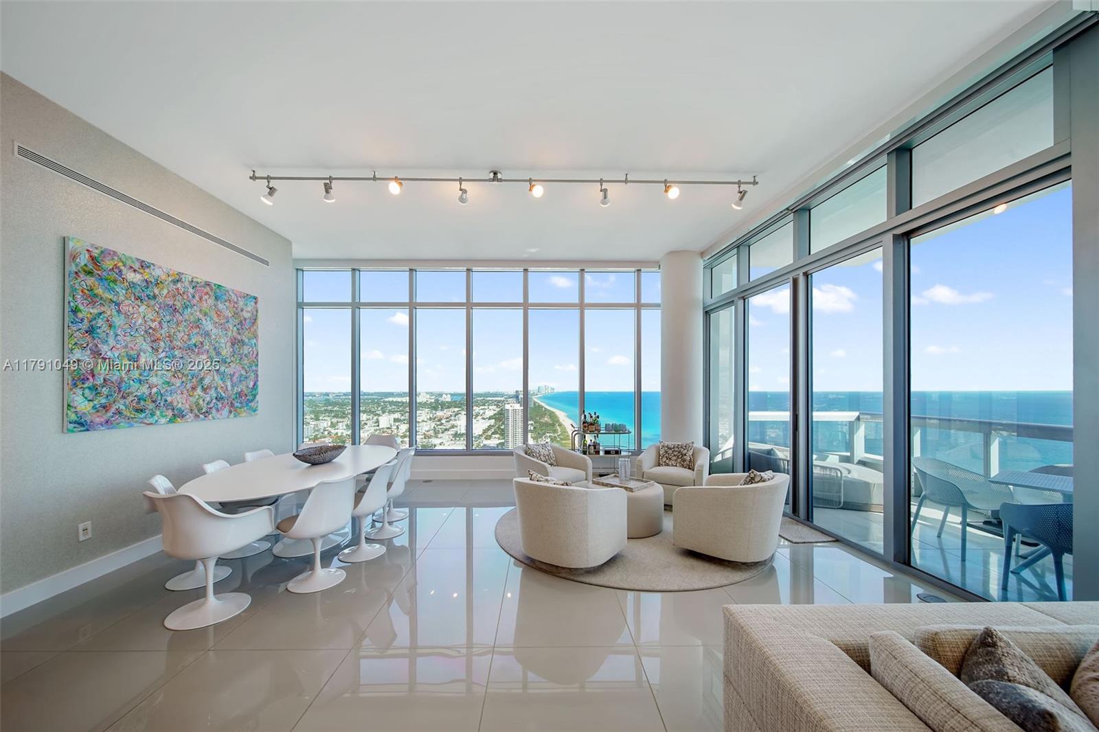 NORTH CARILLON BEACH COND - Residential