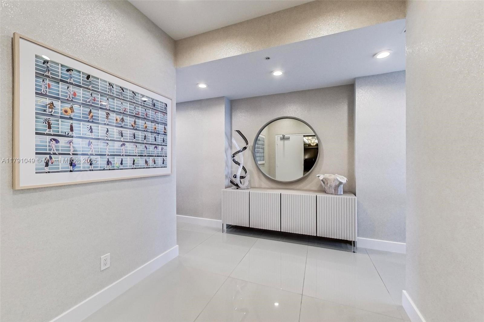 NORTH CARILLON BEACH COND - Residential
