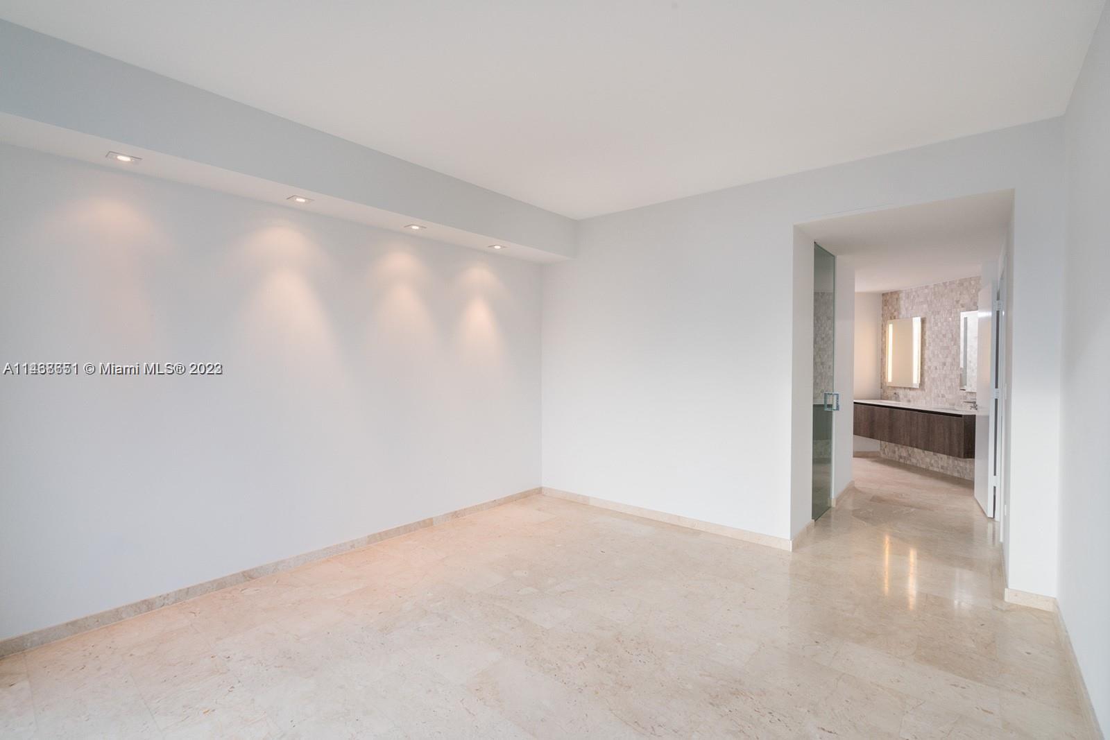 REACH CONDO - Residential Lease