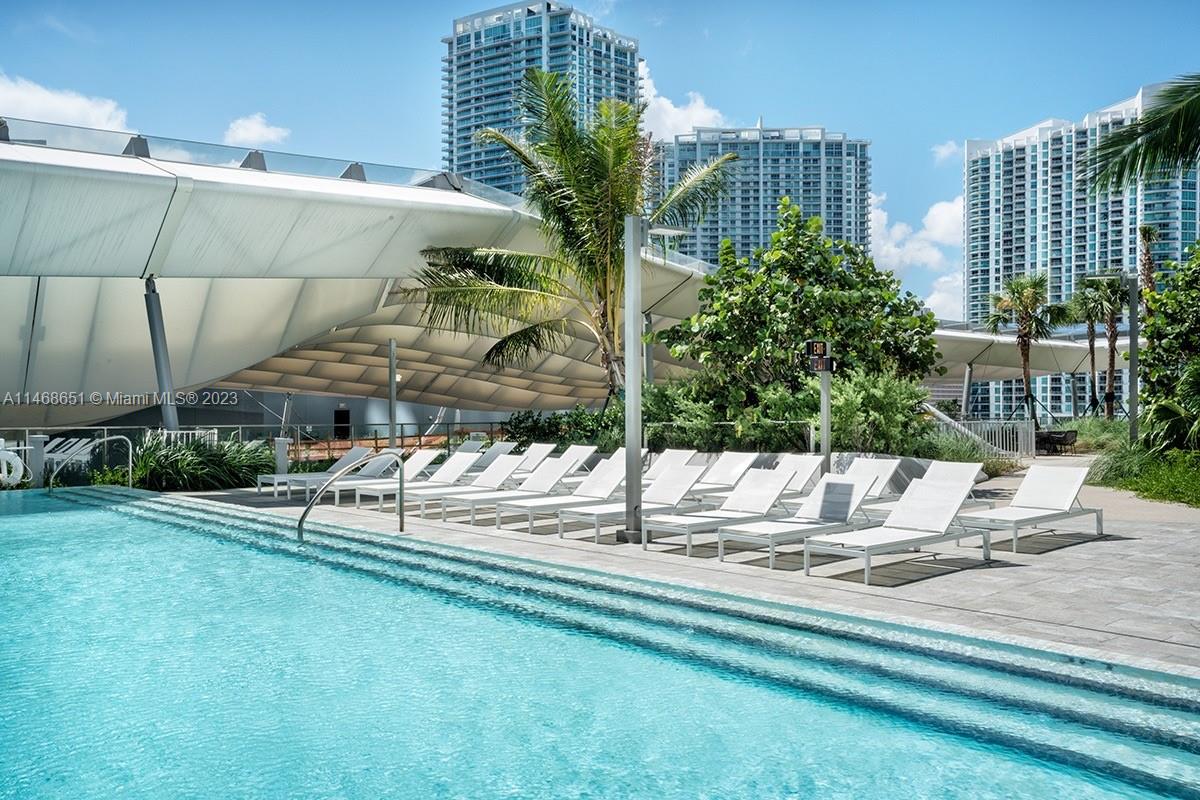 REACH CONDO - Residential Lease