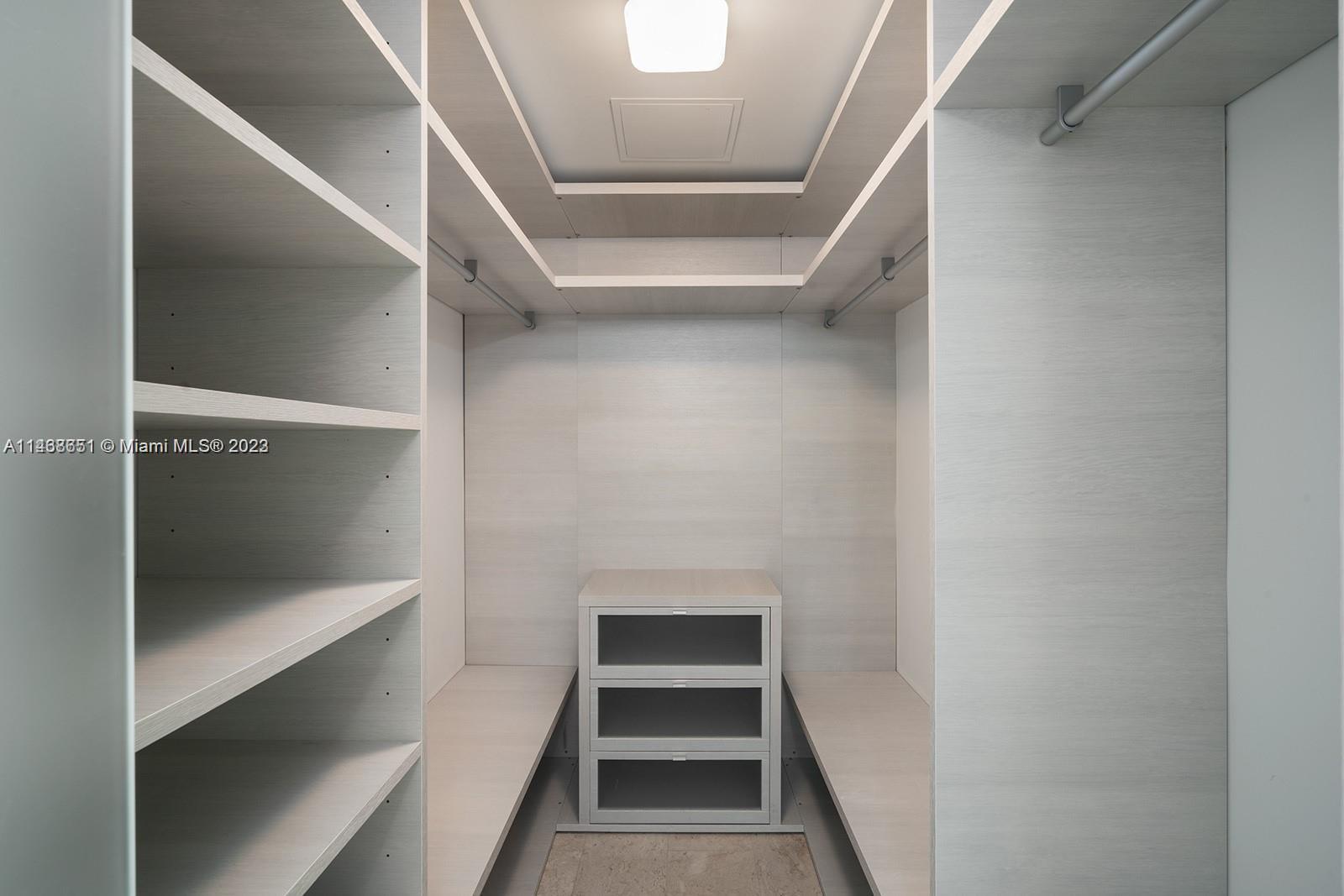 REACH CONDO - Residential Lease