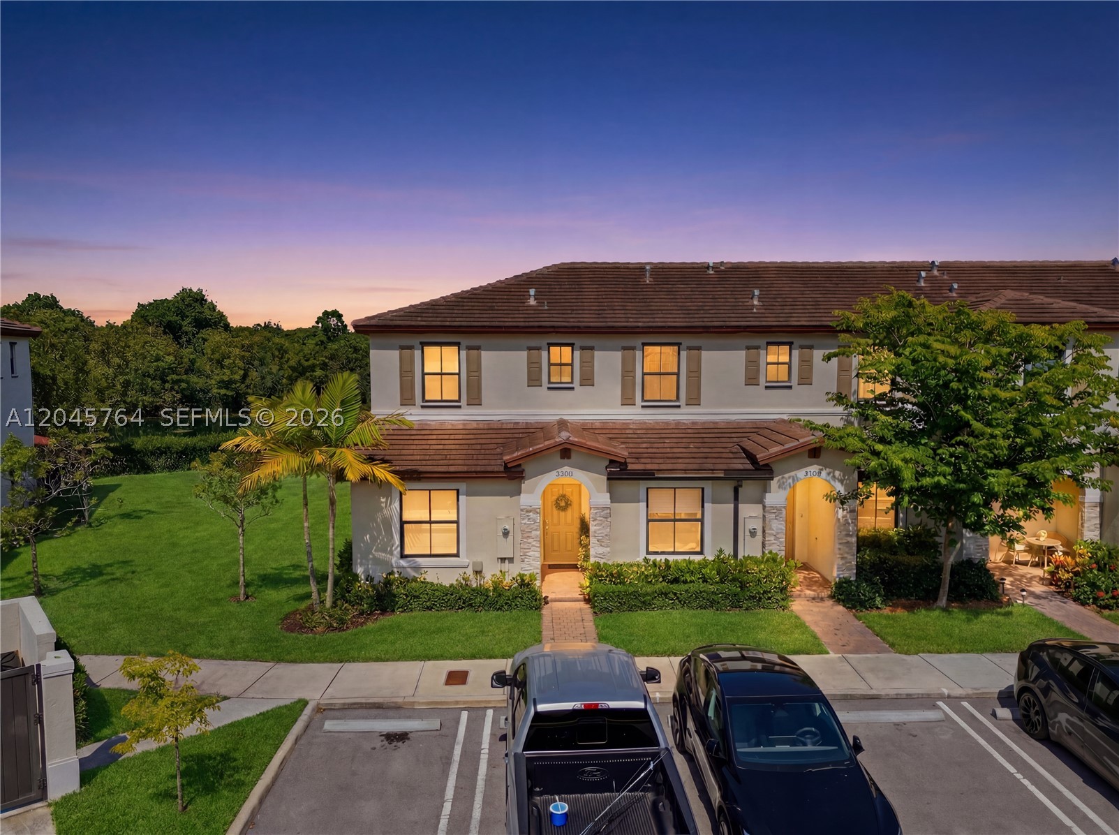 ENCLAVE SOUTH PHASE 2 - Residential