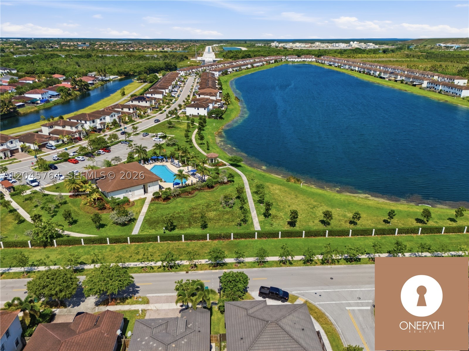 ENCLAVE SOUTH PHASE 2 - Residential