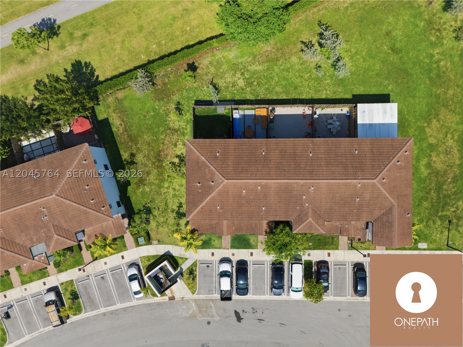 ENCLAVE SOUTH PHASE 2 - Residential