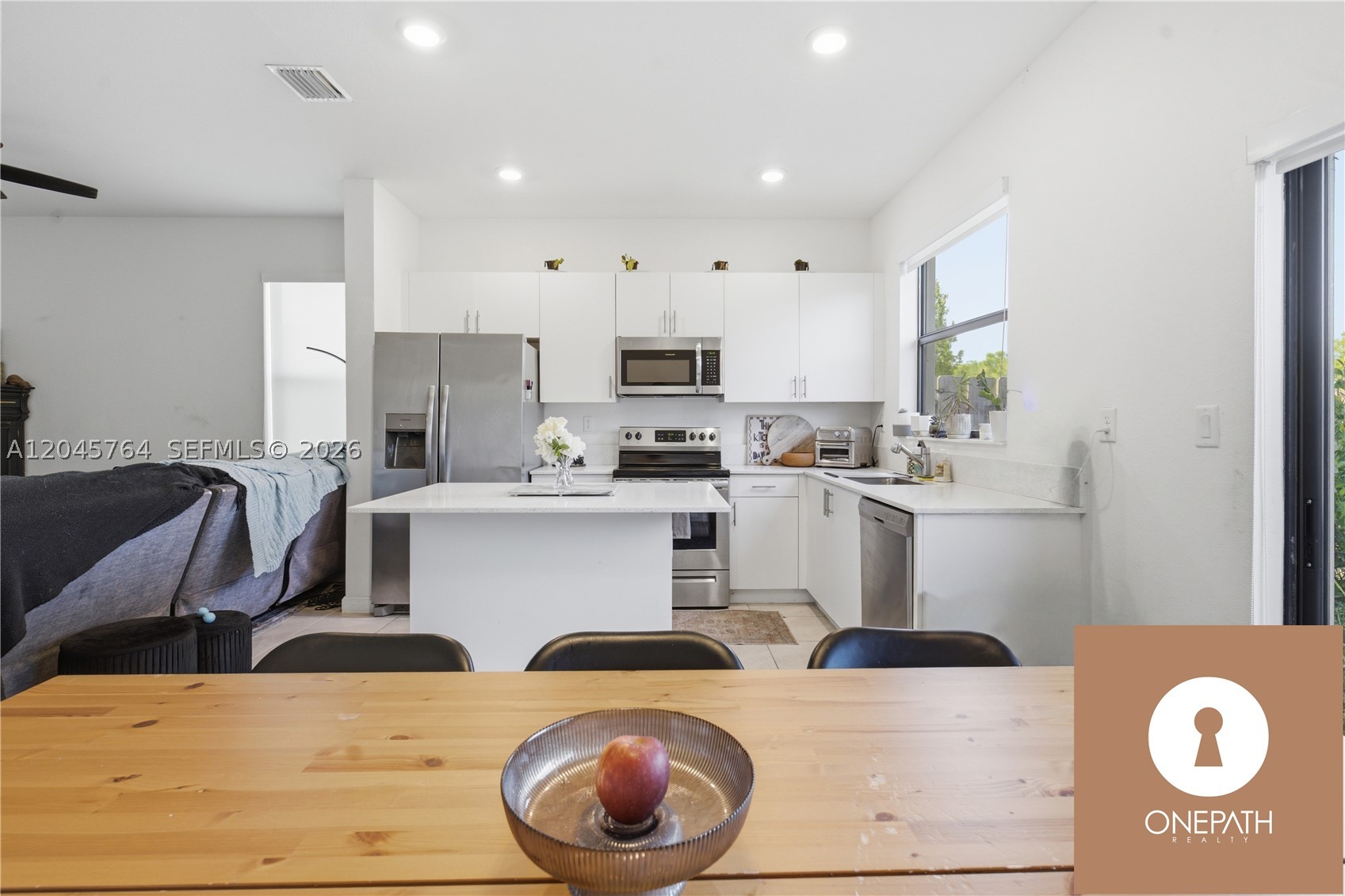 ENCLAVE SOUTH PHASE 2 - Residential