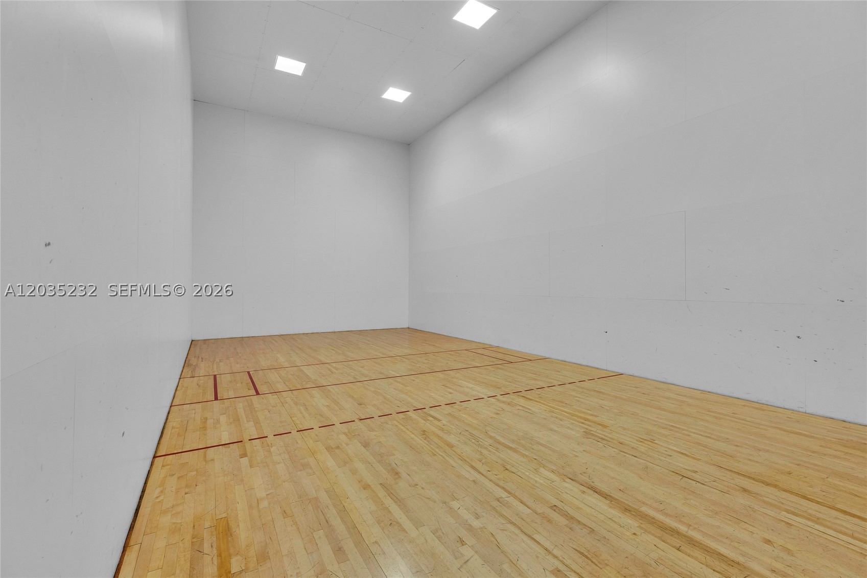 EL-AD NOB HILL CONDO - Residential Lease