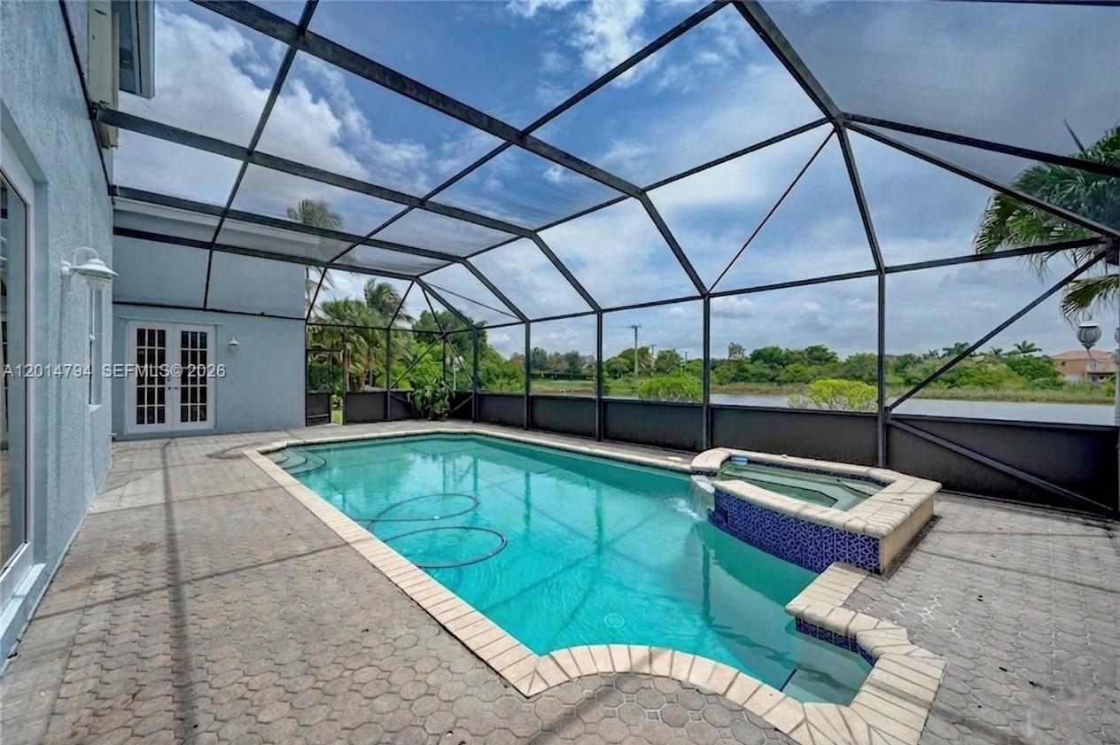 HEFTLER HOMES AT PEMBROKE - Residential