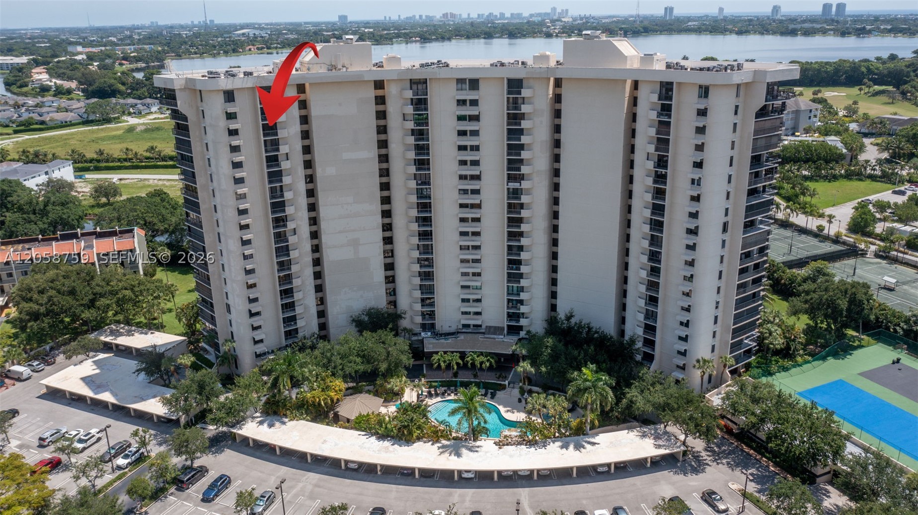 ENVOY CONDO - Residential