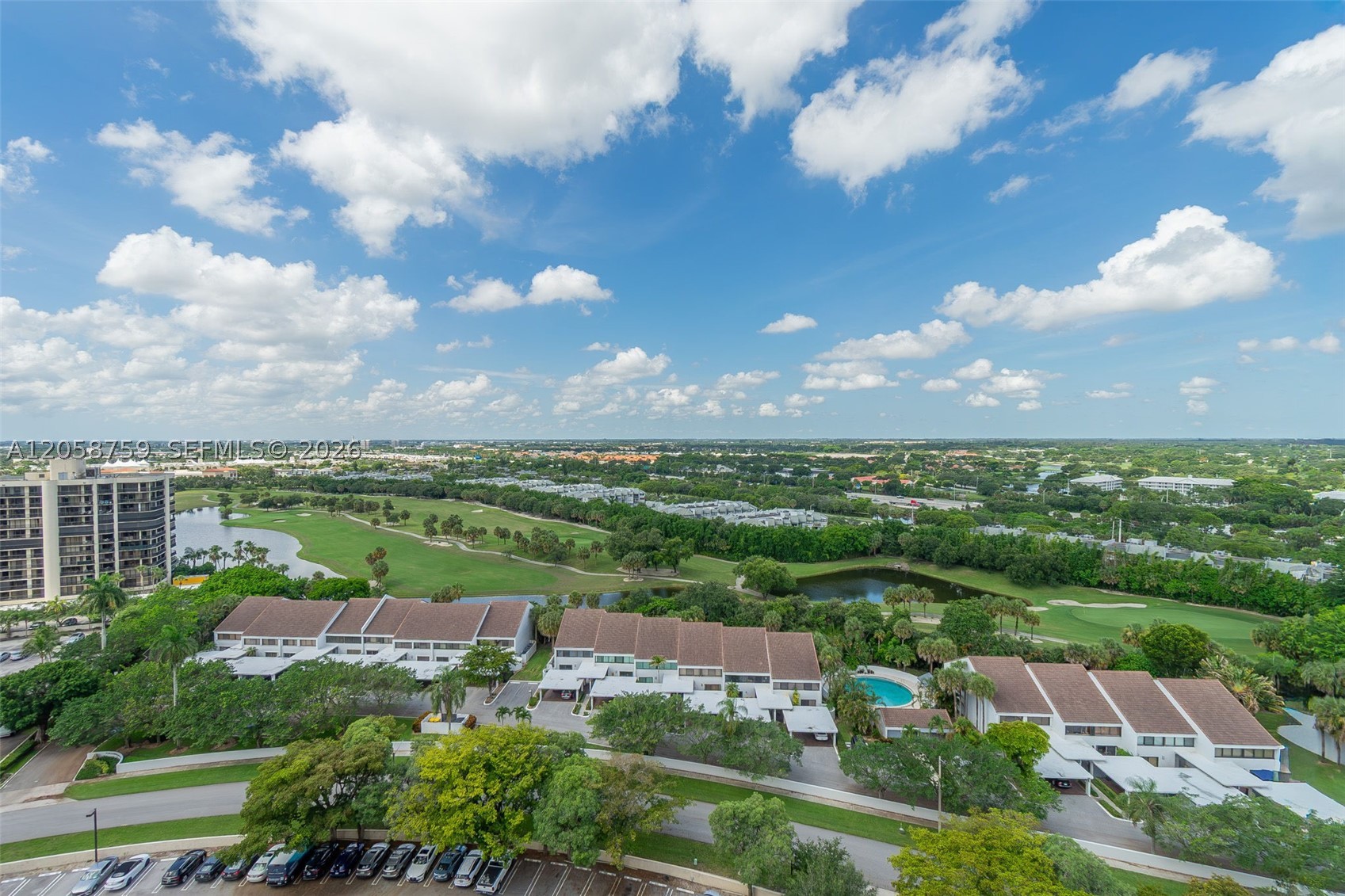 ENVOY CONDO - Residential