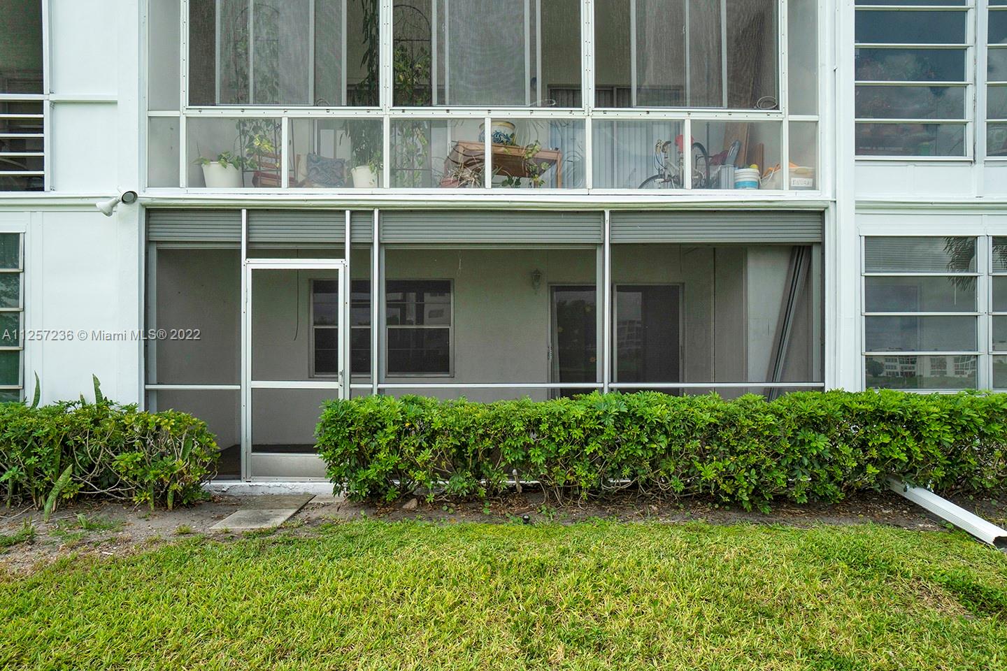 HARWOOD E CONDO - Residential