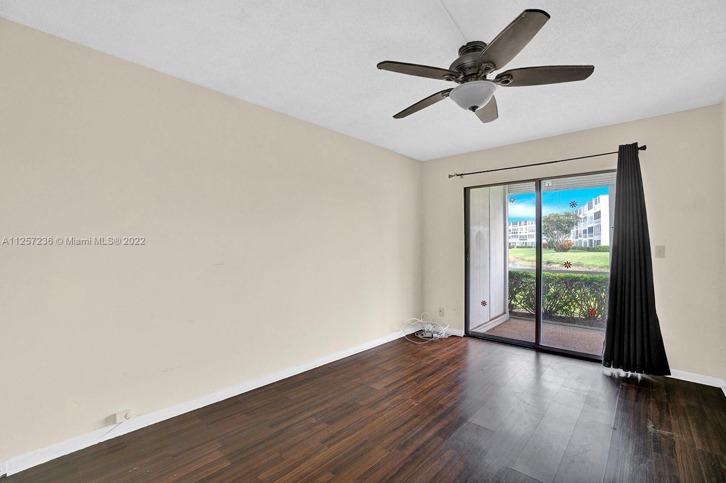 HARWOOD E CONDO - Residential