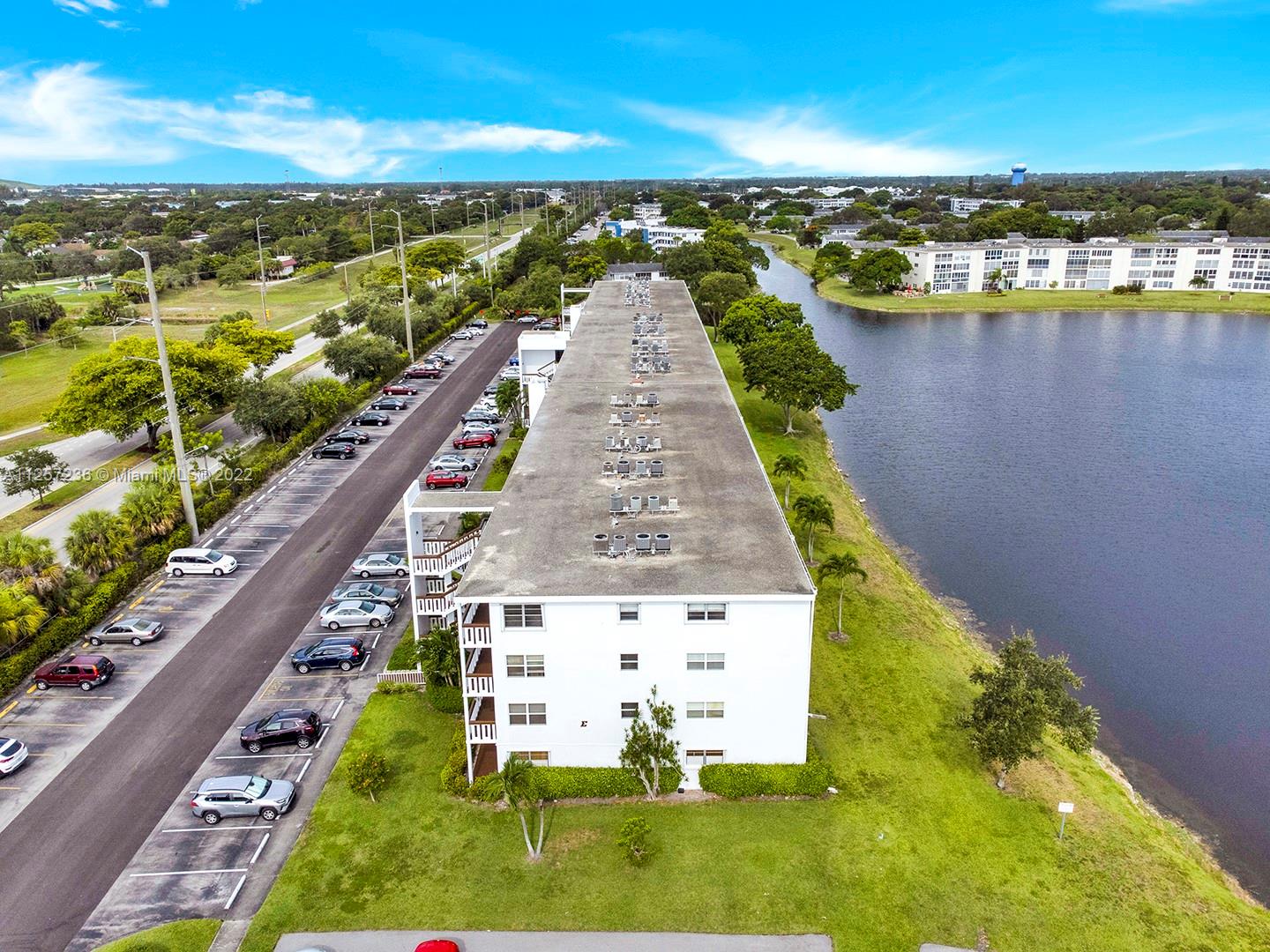HARWOOD E CONDO - Residential
