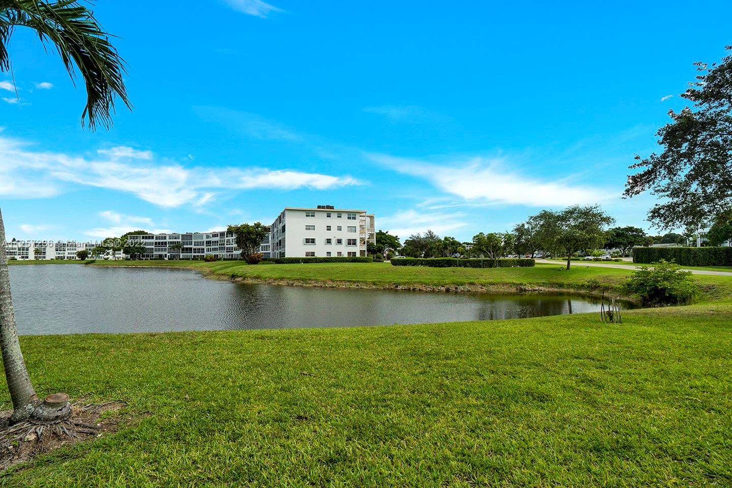 HARWOOD E CONDO - Residential