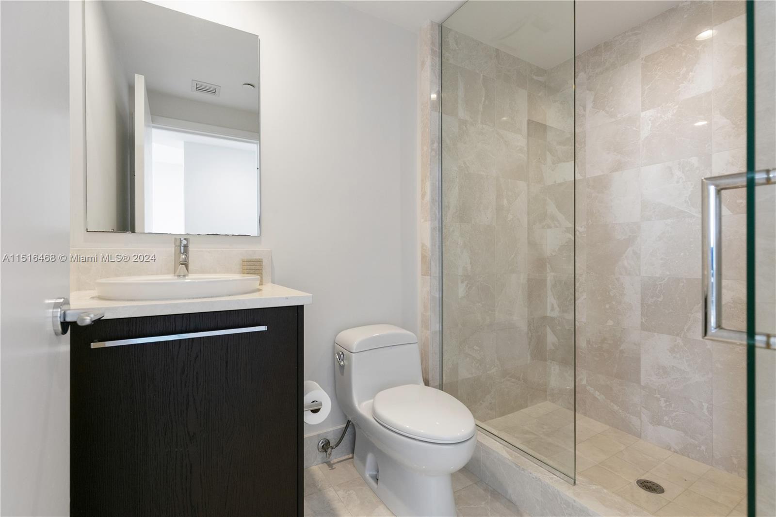 JADE OCEAN CONDO - Residential Lease