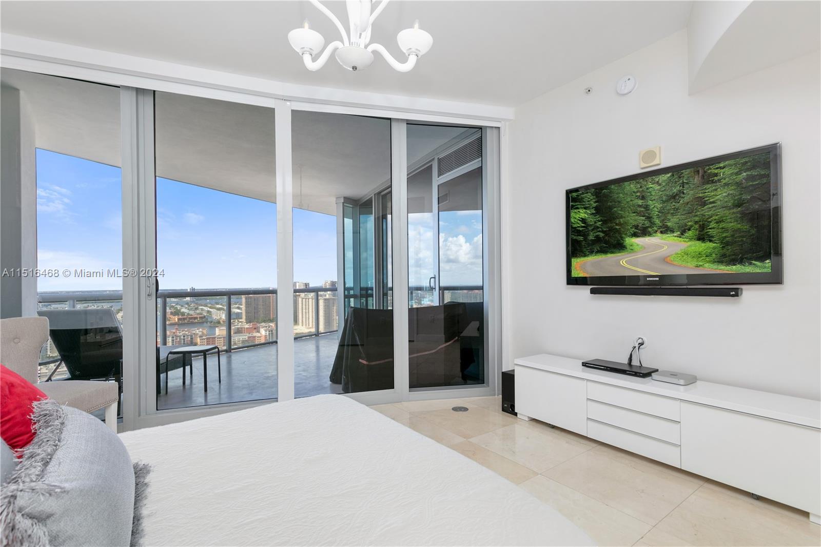 JADE OCEAN CONDO - Residential Lease