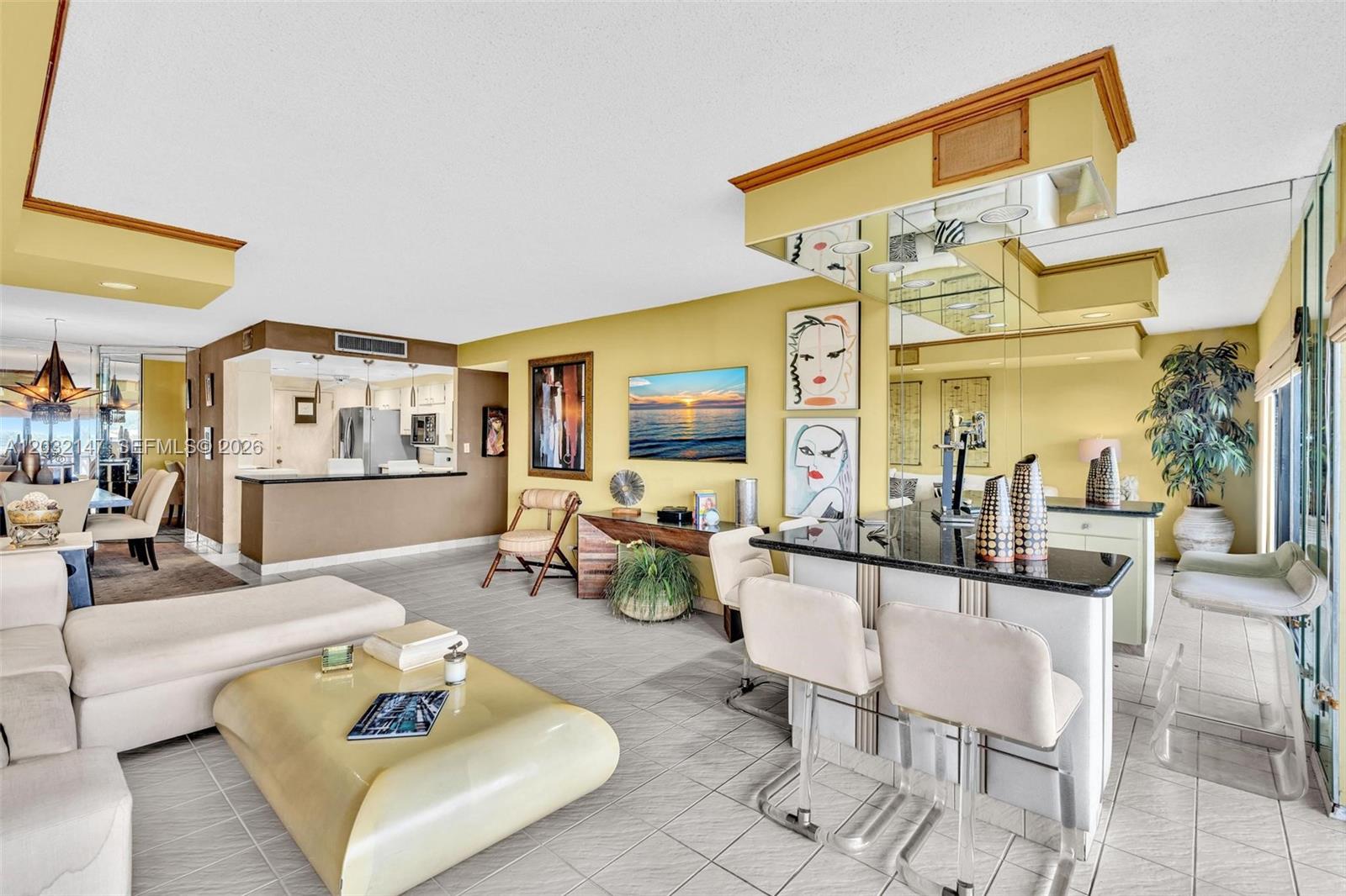 CANONGATE CONDO NO ONE - Residential