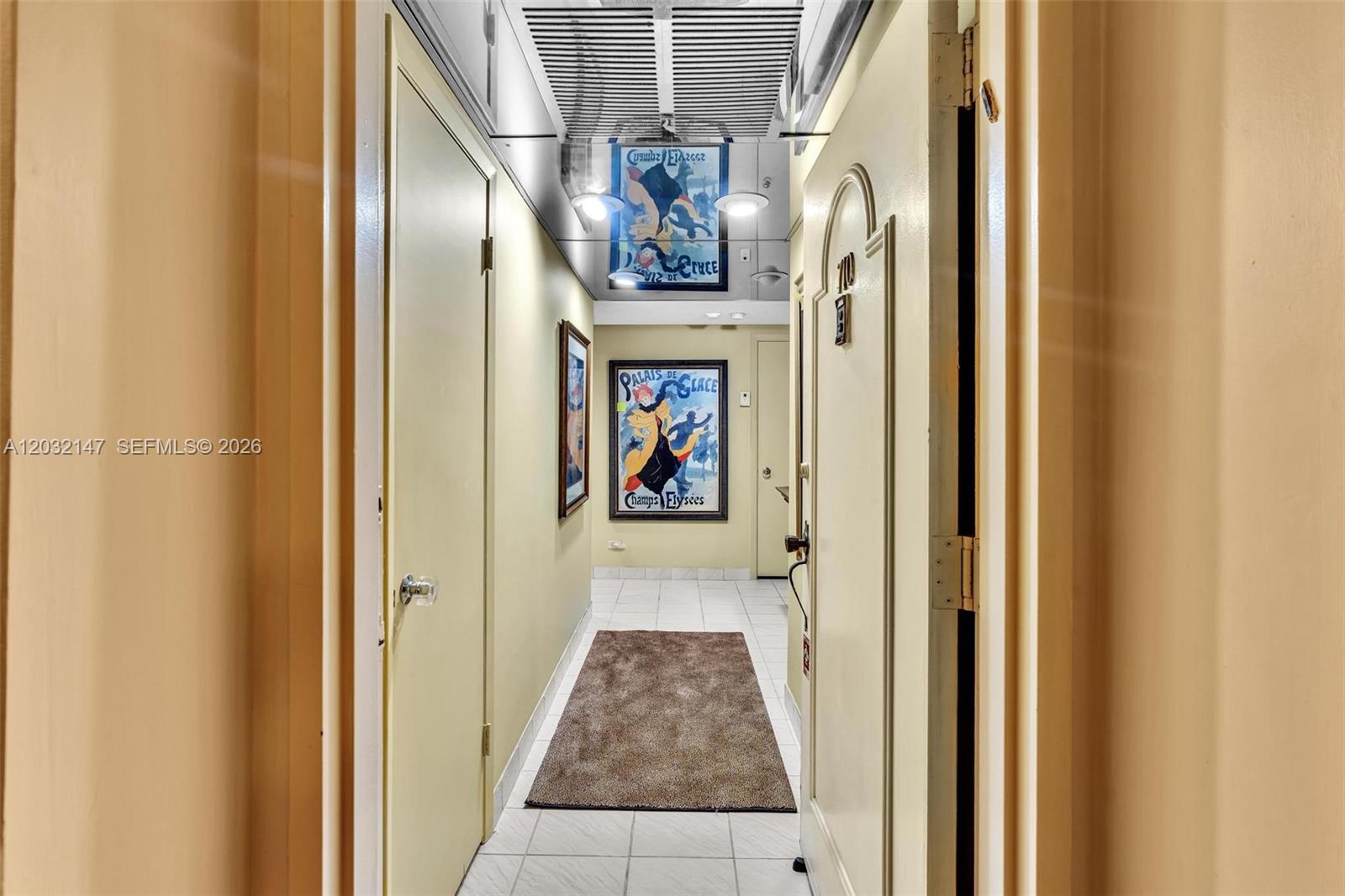 CANONGATE CONDO NO ONE - Residential