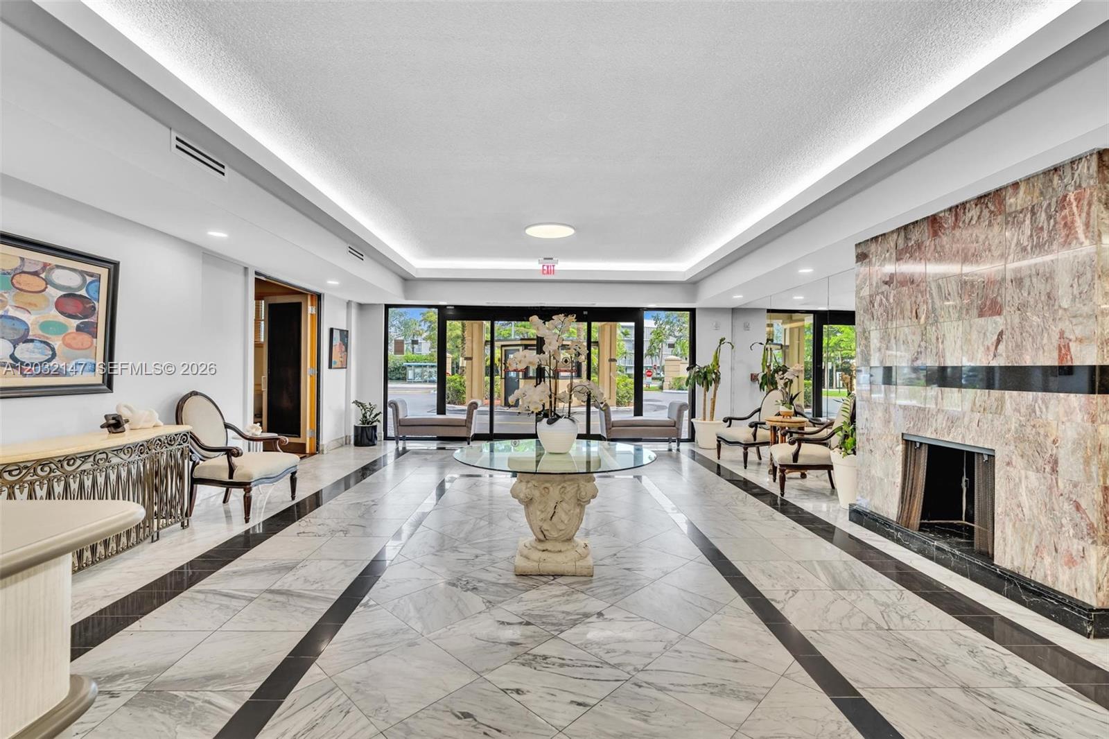 CANONGATE CONDO NO ONE - Residential
