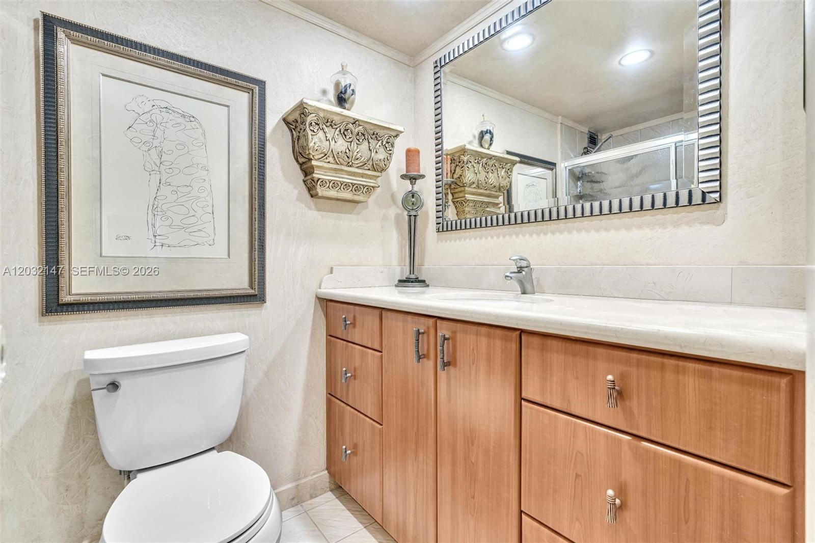 CANONGATE CONDO NO ONE - Residential