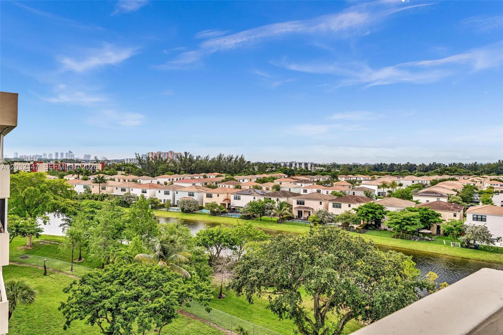 CANONGATE CONDO NO ONE - Residential