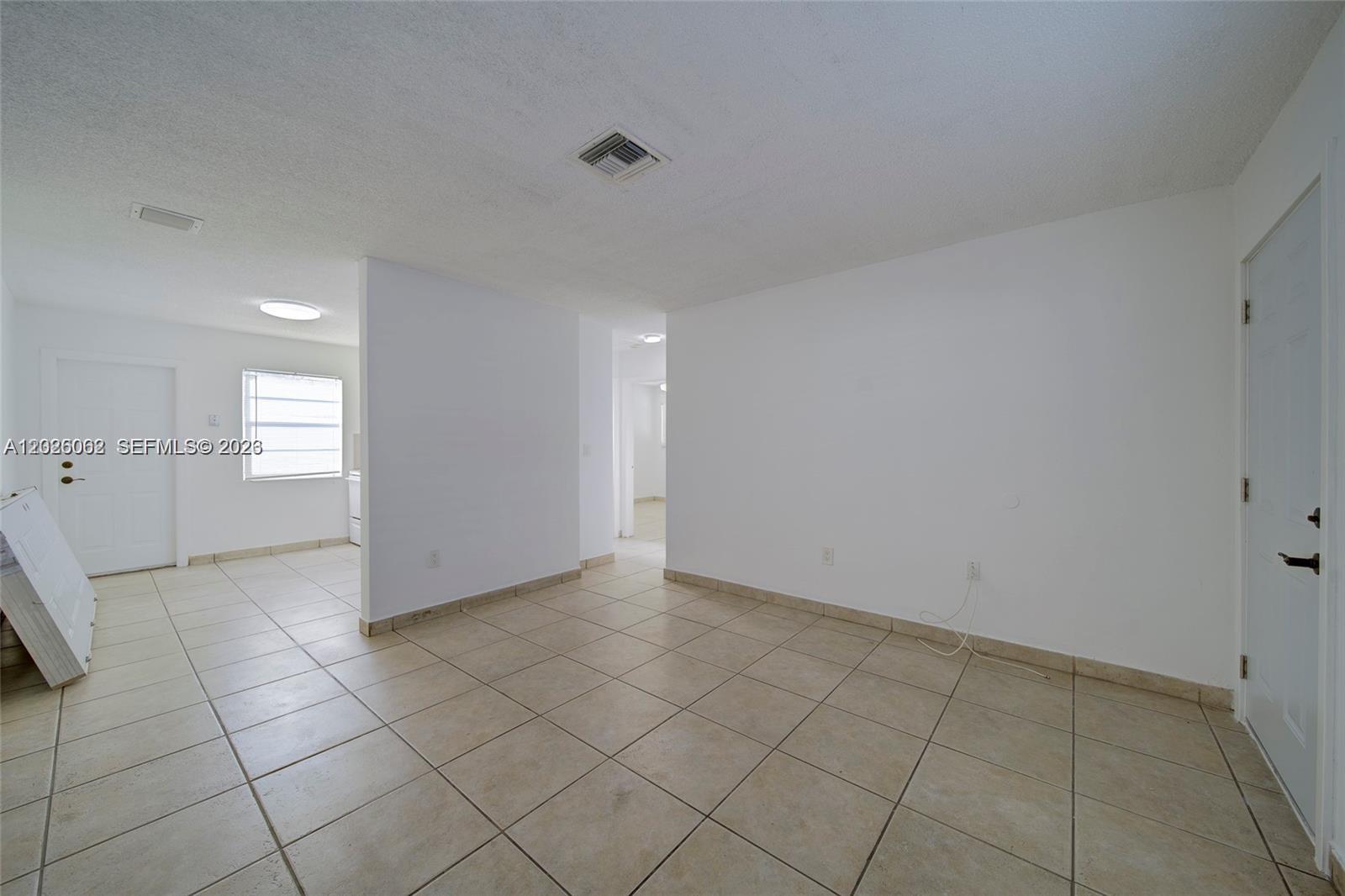 HIALEAH 13TH ADDN AMD PL - Residential Lease