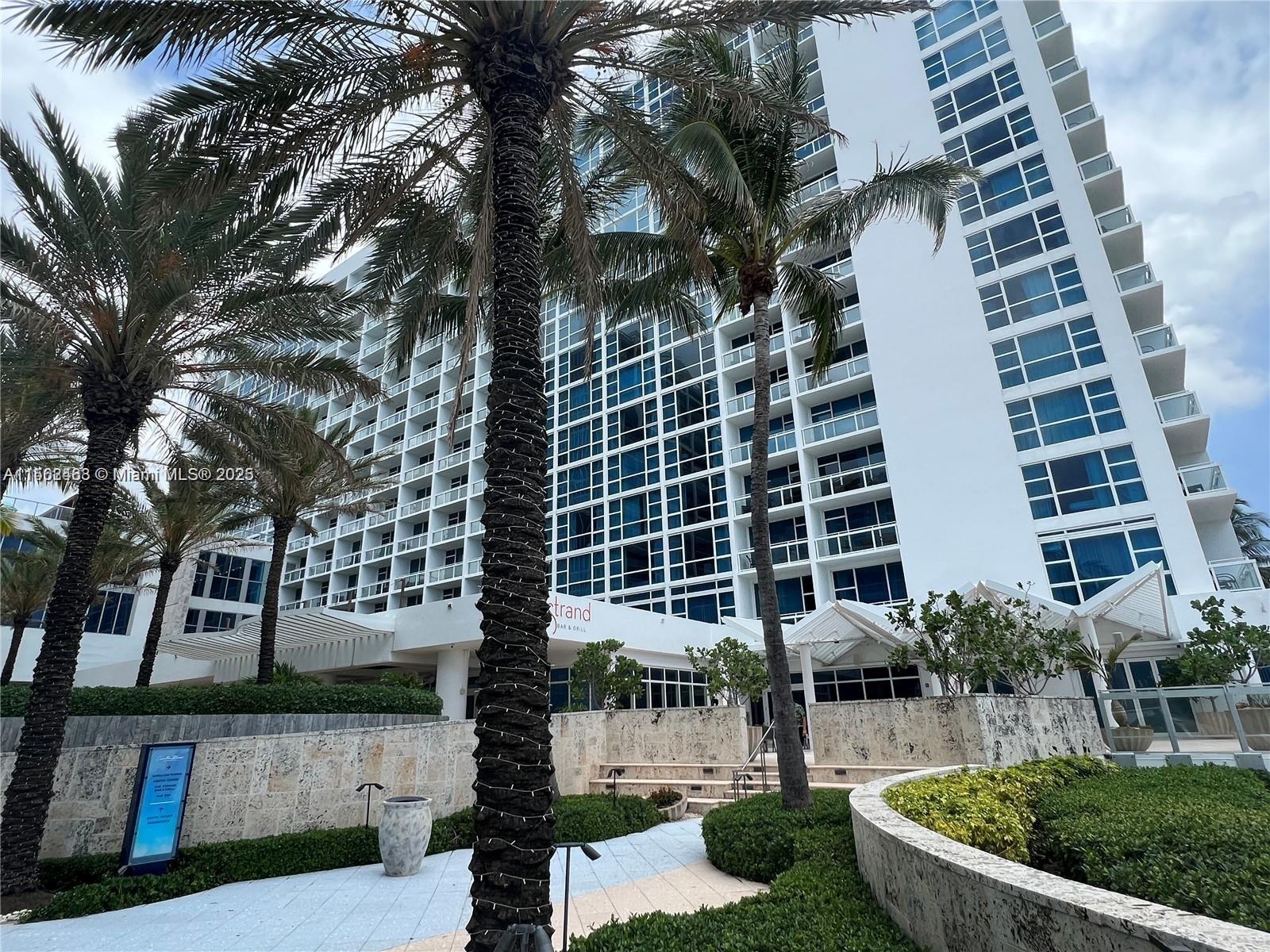 SOUTH CARILLON BEACH COND - Residential Lease