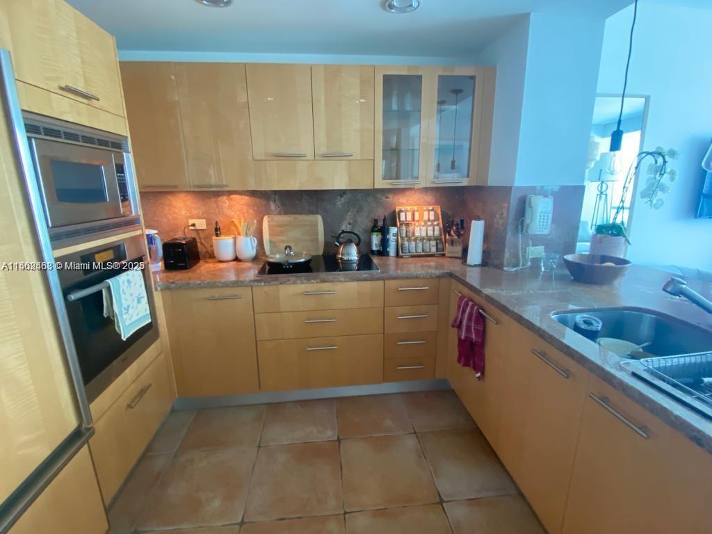 SOUTH CARILLON BEACH COND - Residential Lease