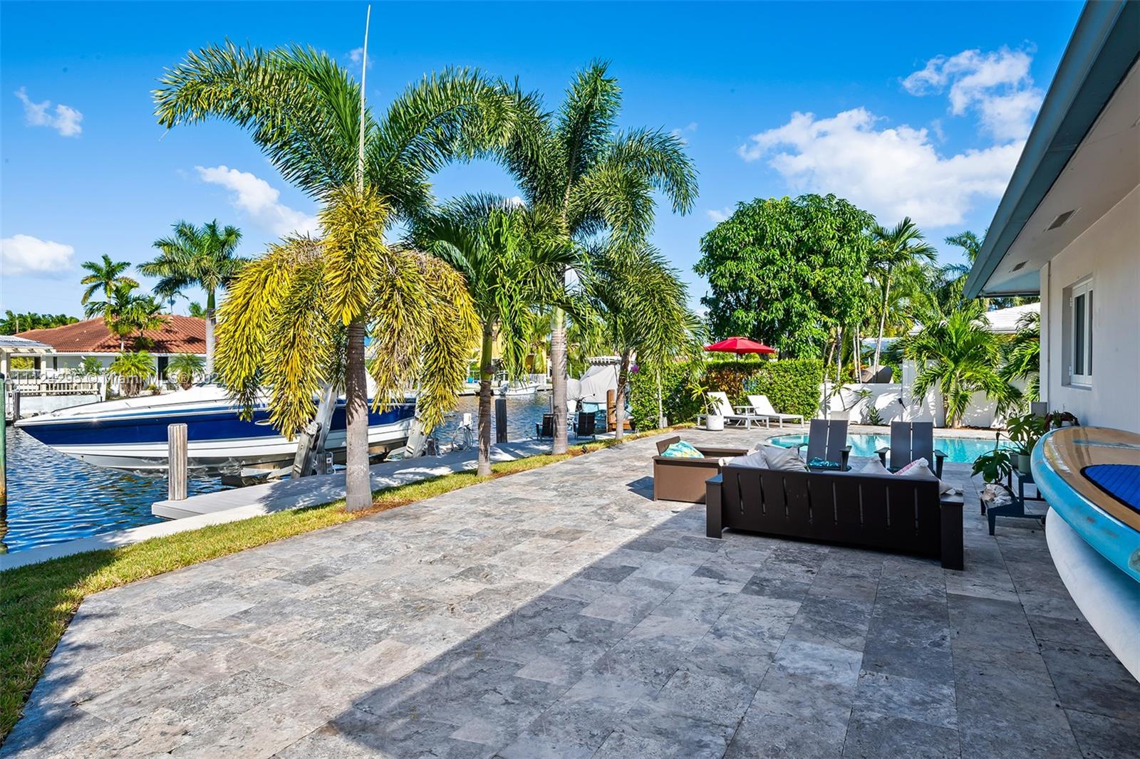 LAKE ESTATES - Residential