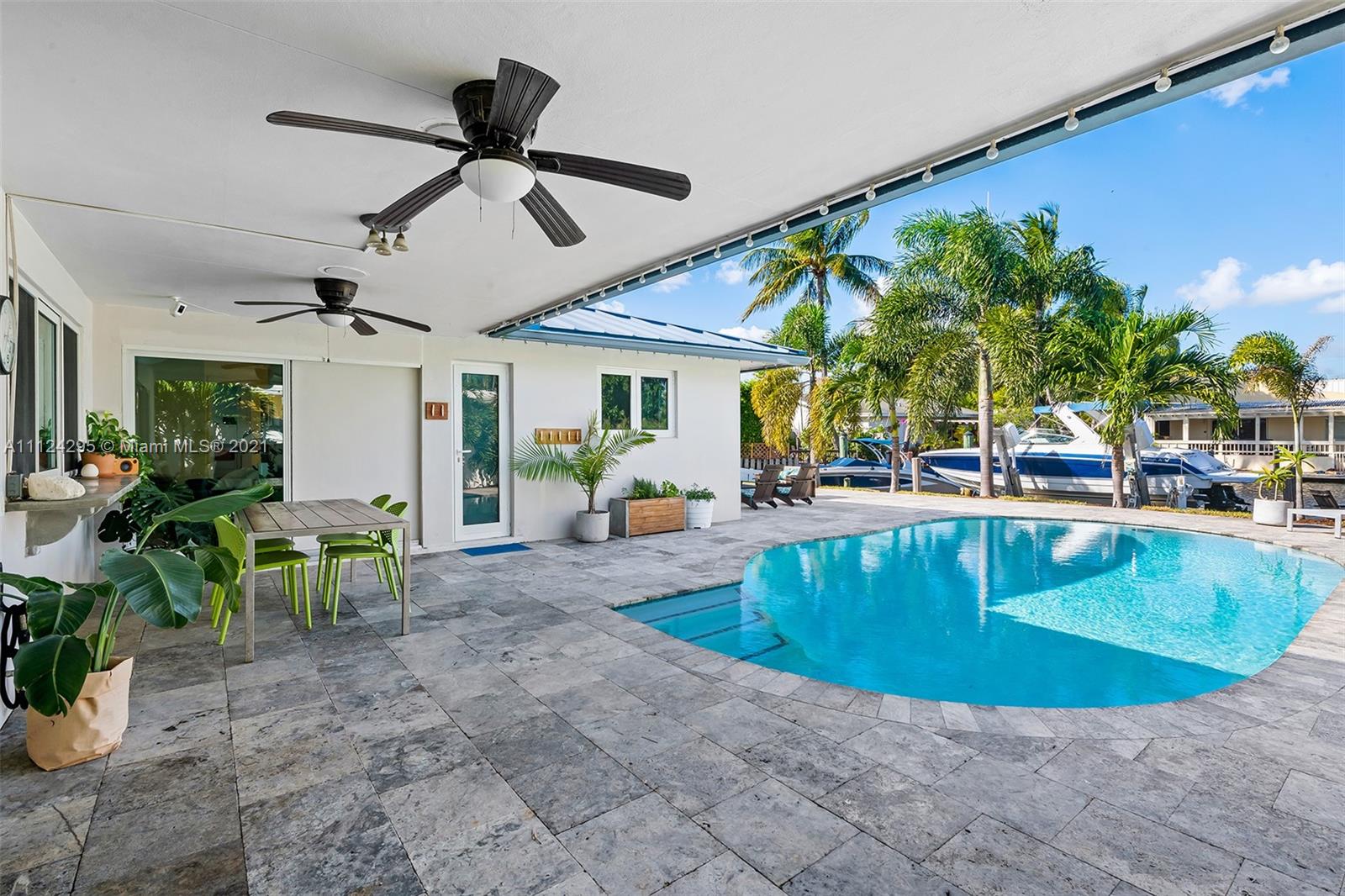 LAKE ESTATES - Residential