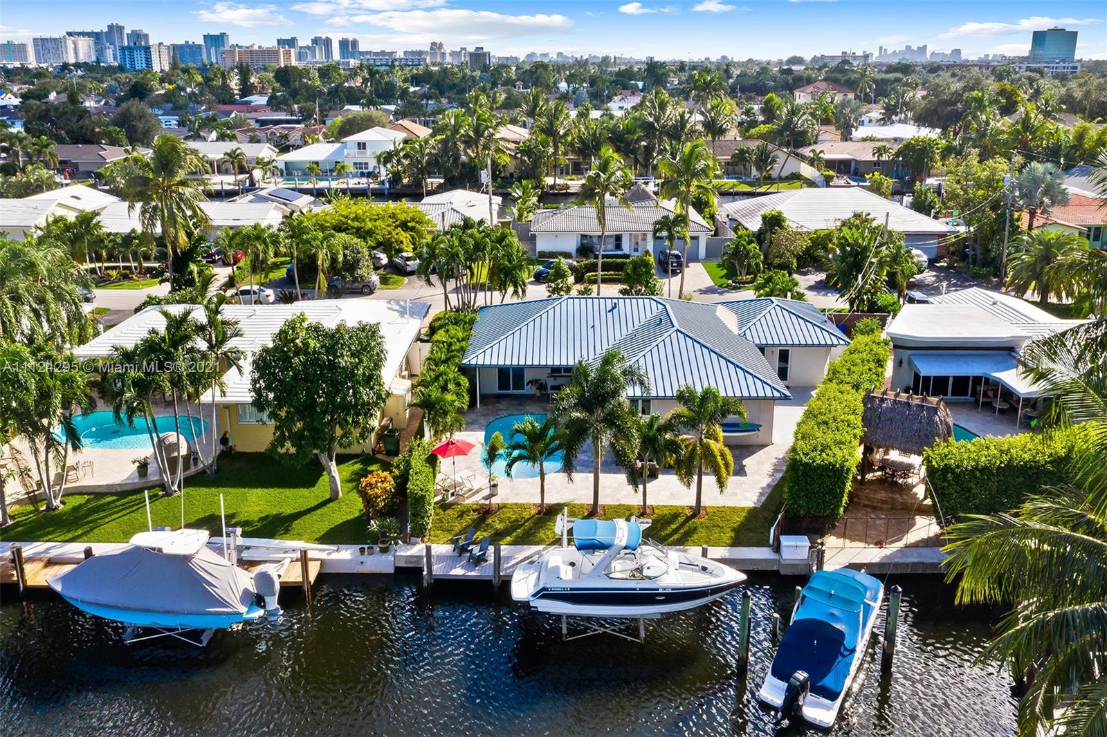 LAKE ESTATES - Residential