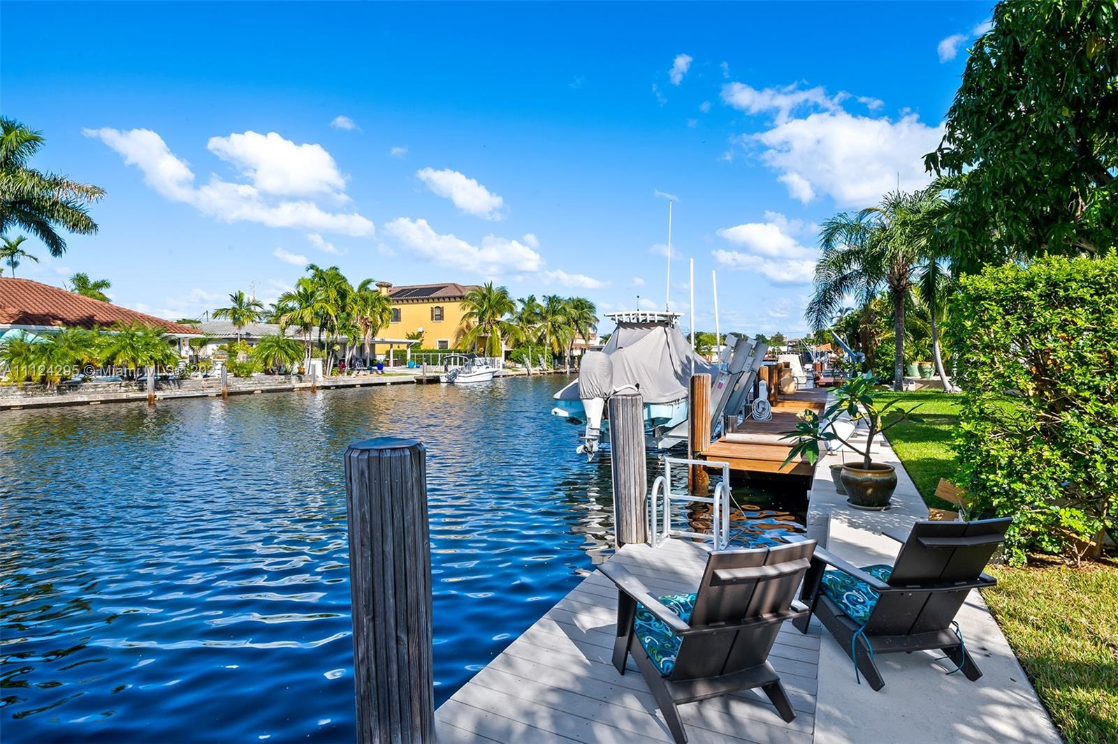 LAKE ESTATES - Residential