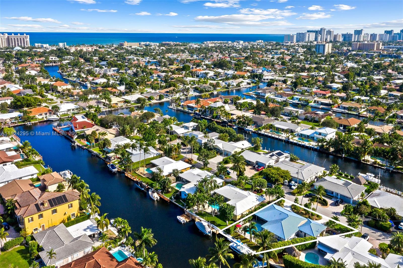 LAKE ESTATES - Residential