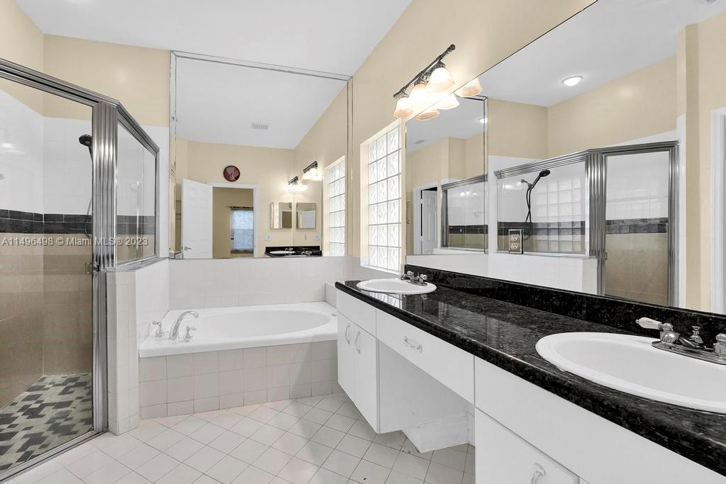 LAKES OF WESTERN PINES RE - Residential Lease