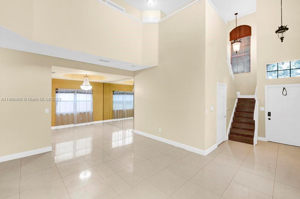 LAKES OF WESTERN PINES RE - Residential Lease