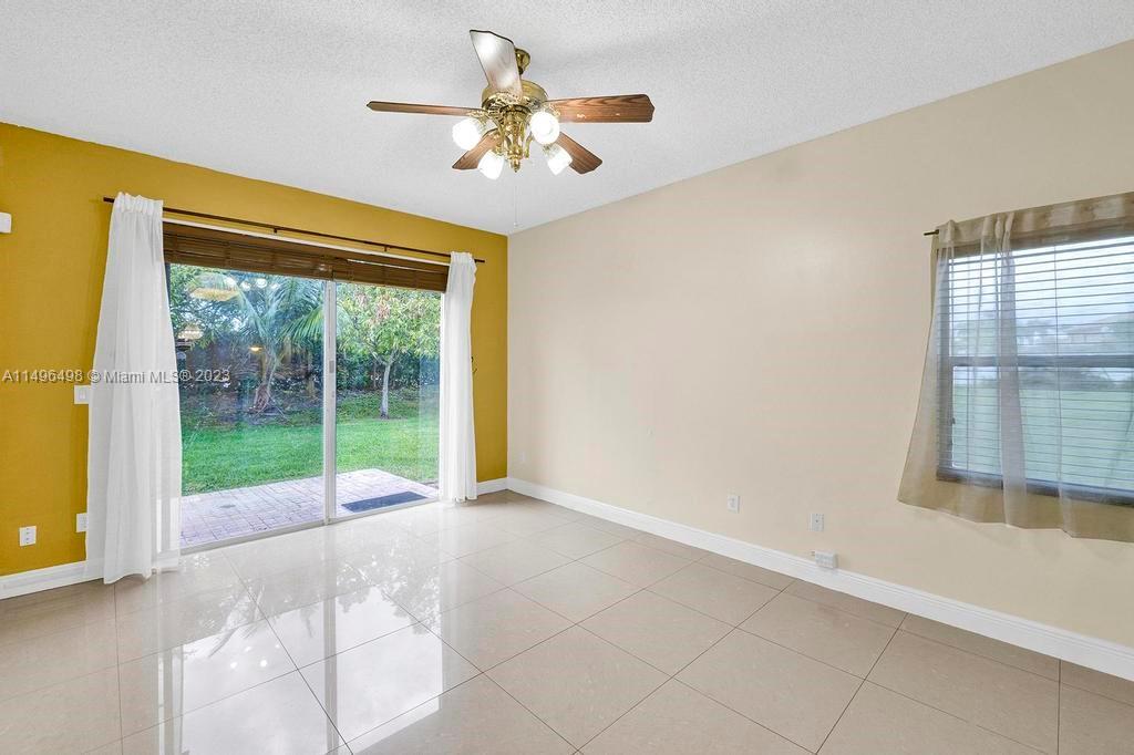 LAKES OF WESTERN PINES RE - Residential Lease