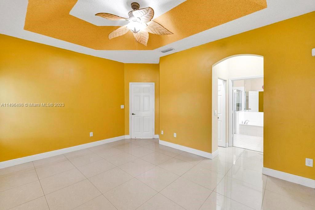 LAKES OF WESTERN PINES RE - Residential Lease