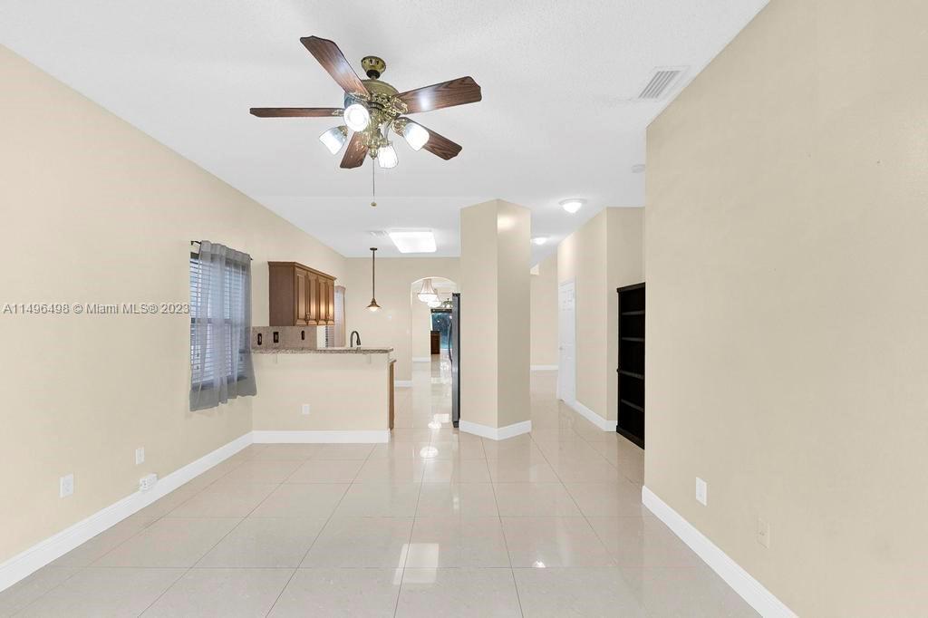 LAKES OF WESTERN PINES RE - Residential Lease