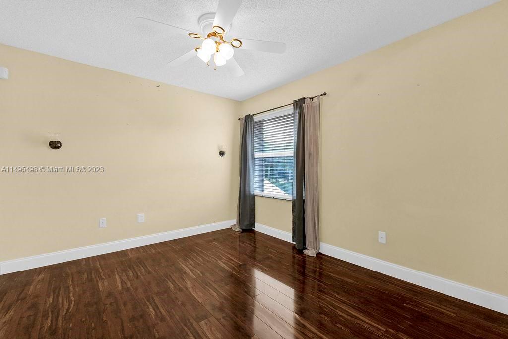 LAKES OF WESTERN PINES RE - Residential Lease