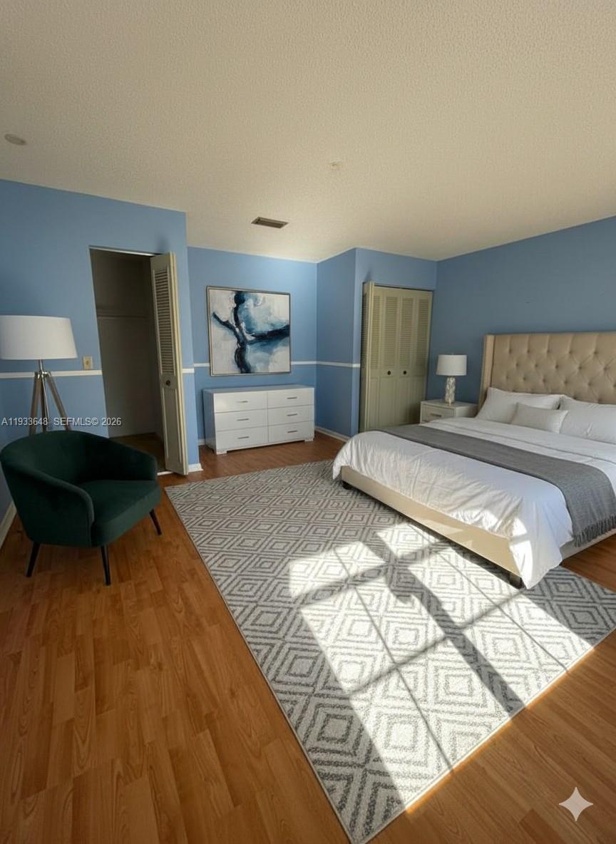 PALM CLUB WEST VILLAGE 1 - Residential