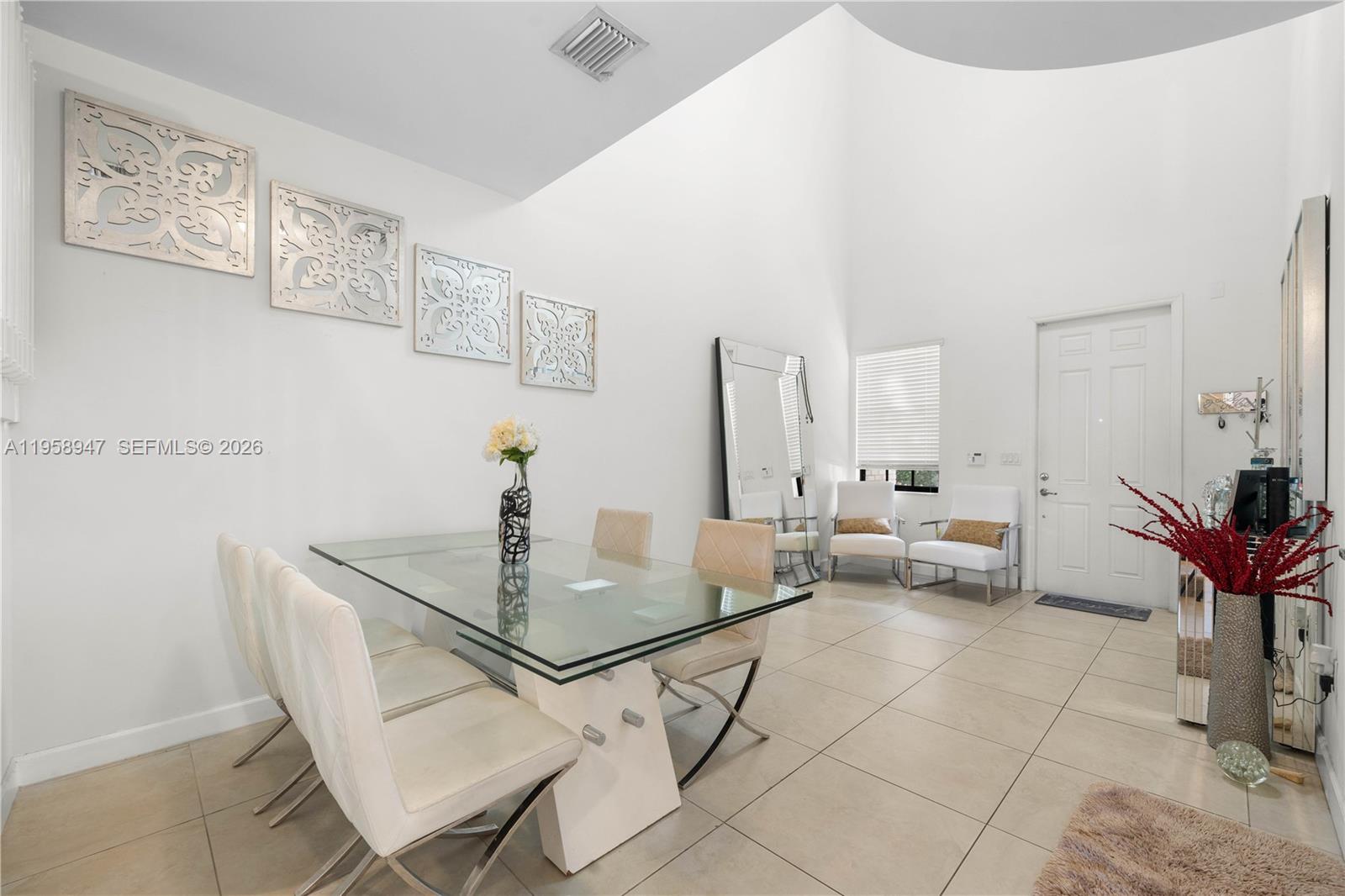 DORAL CAY - Residential Lease