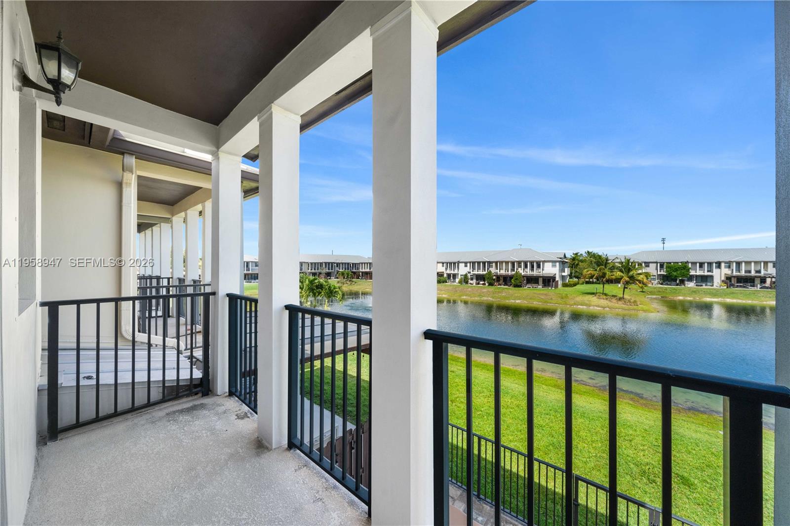DORAL CAY - Residential Lease