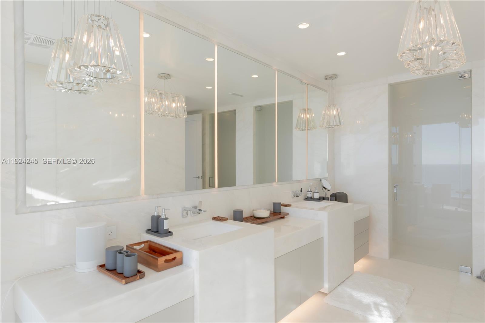The Estates Acqualina - Residential