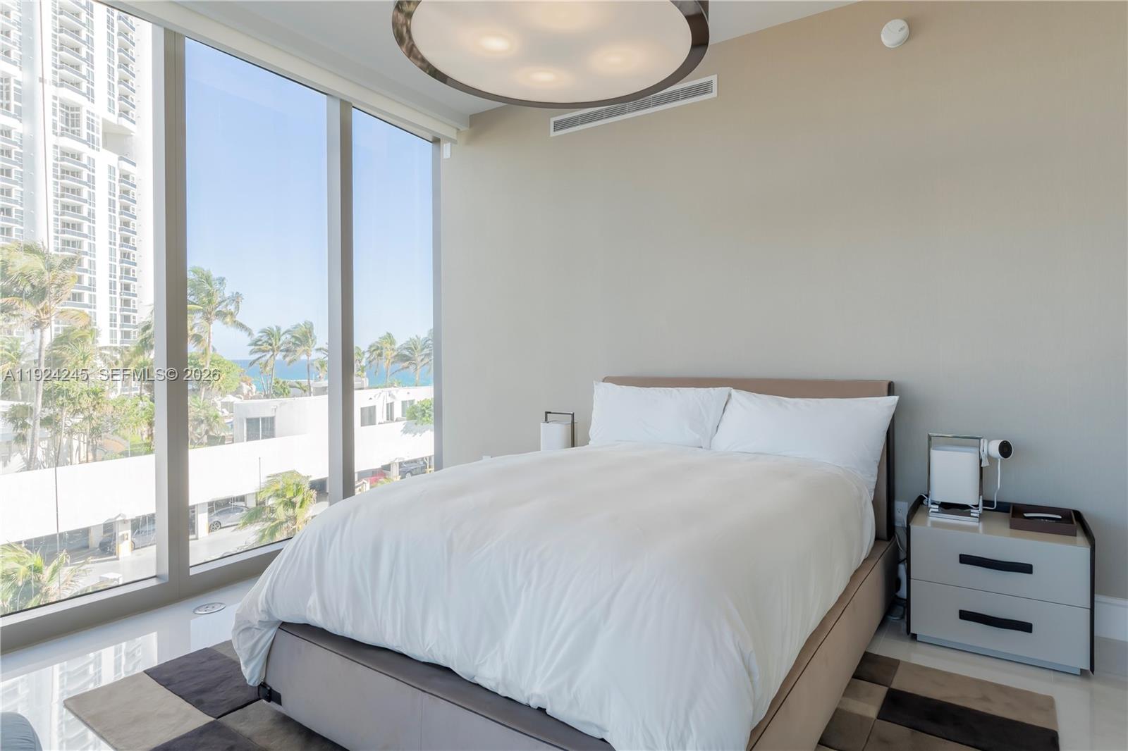 The Estates Acqualina - Residential