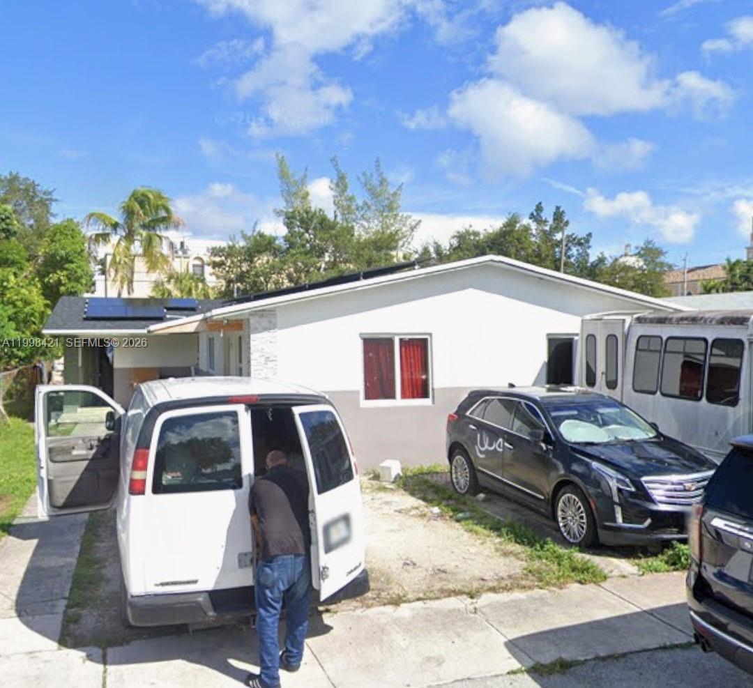 CROSEL HEIGHTS - Residential Income